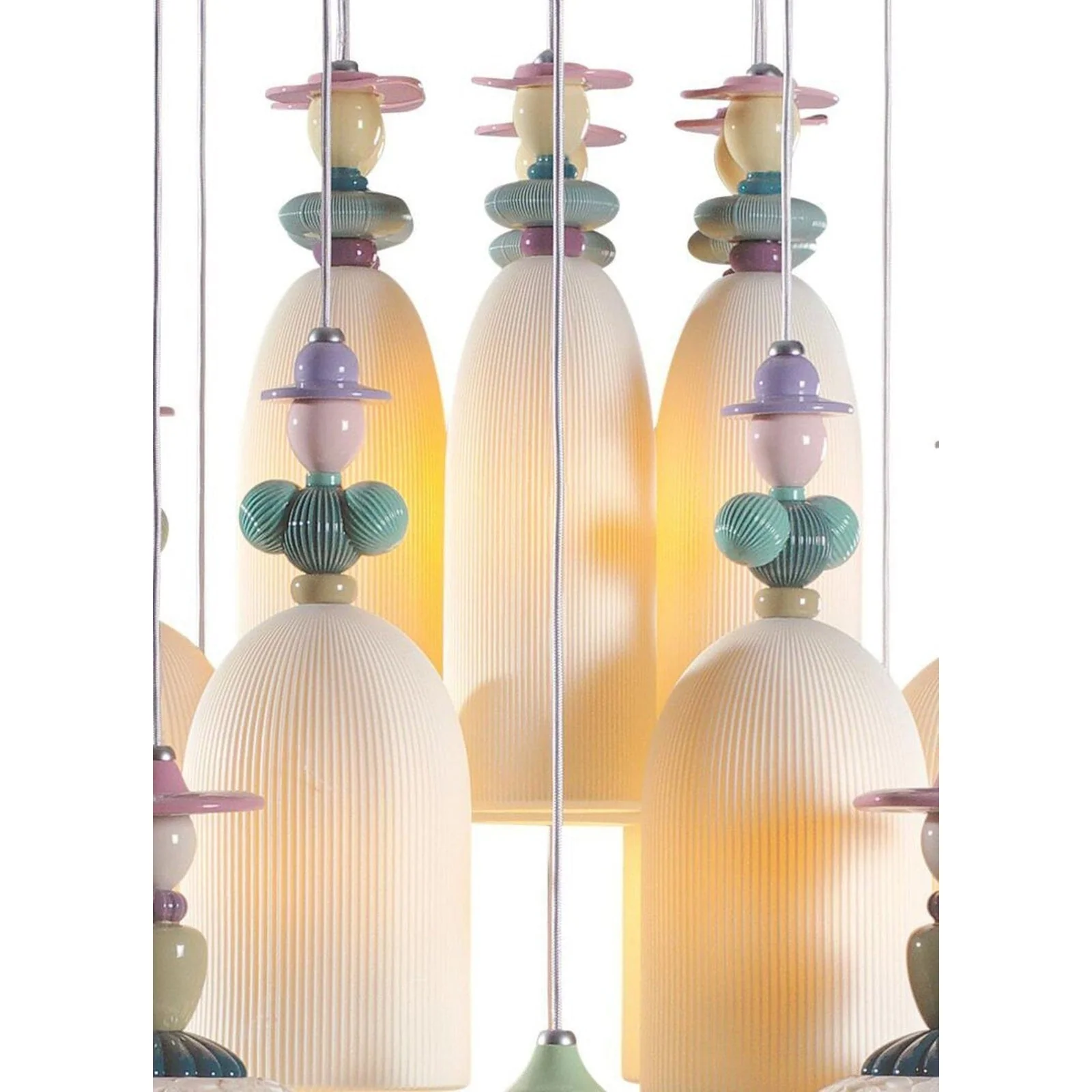 Lladro Mademoiselle 24 Lights Strolling Through Blossoms Chandelier (US) - Image 2