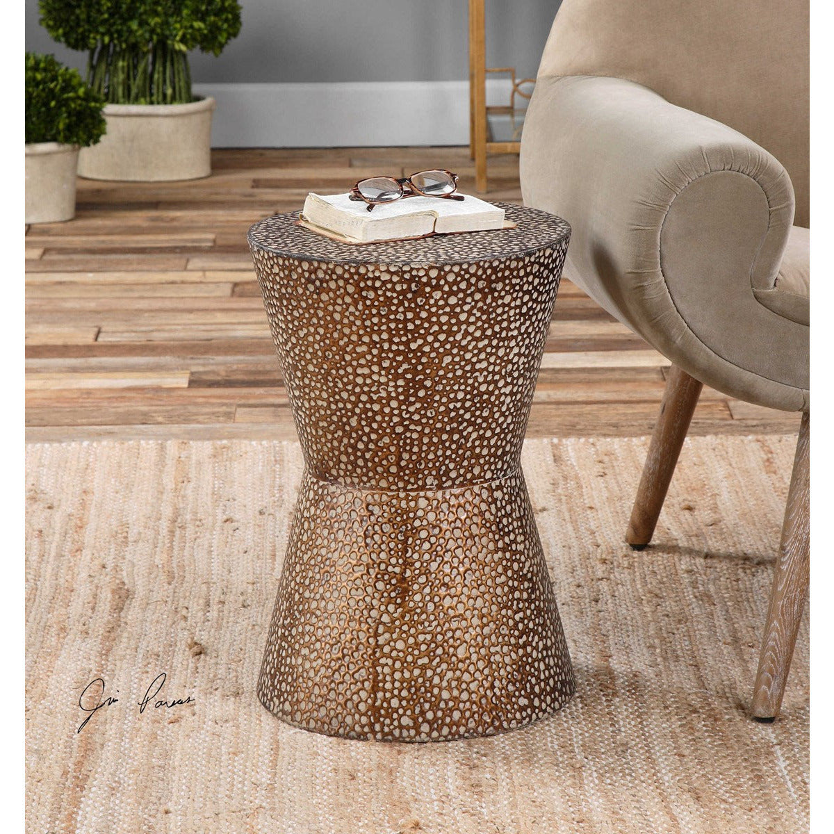 Uttermost Cutler Antiqued Copper Bronze Hammered Metal Accent Table - Image 3
