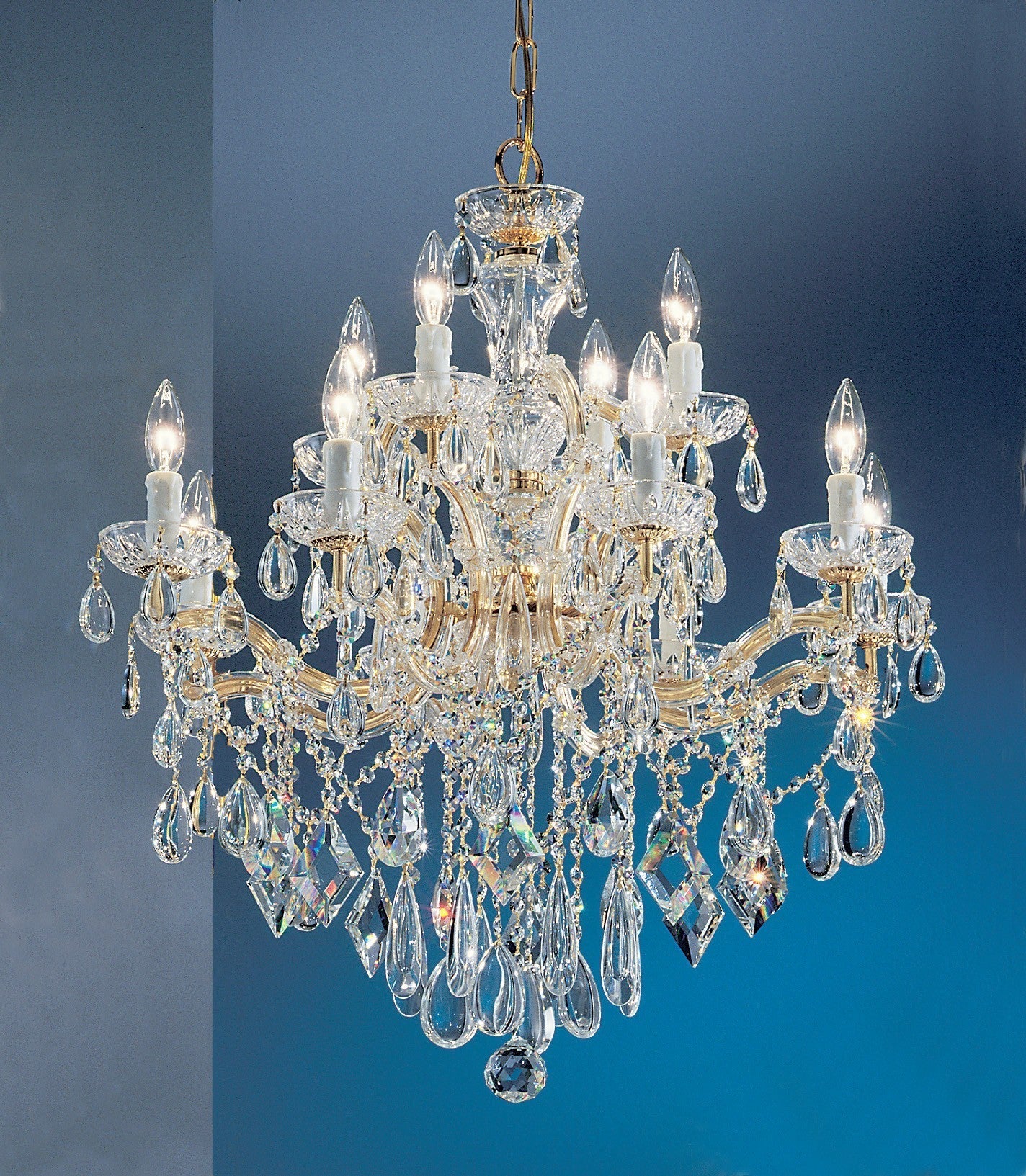 12 Light Maria Theresa Crystal chandelier in gold finish - Image 1