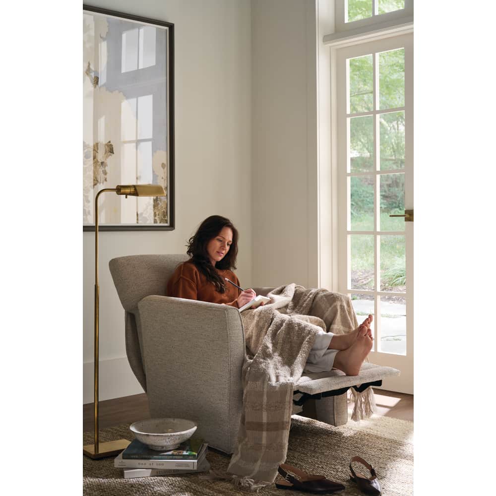 Rowe Furniture Times Square Manual Swivel Recliner - Image 2