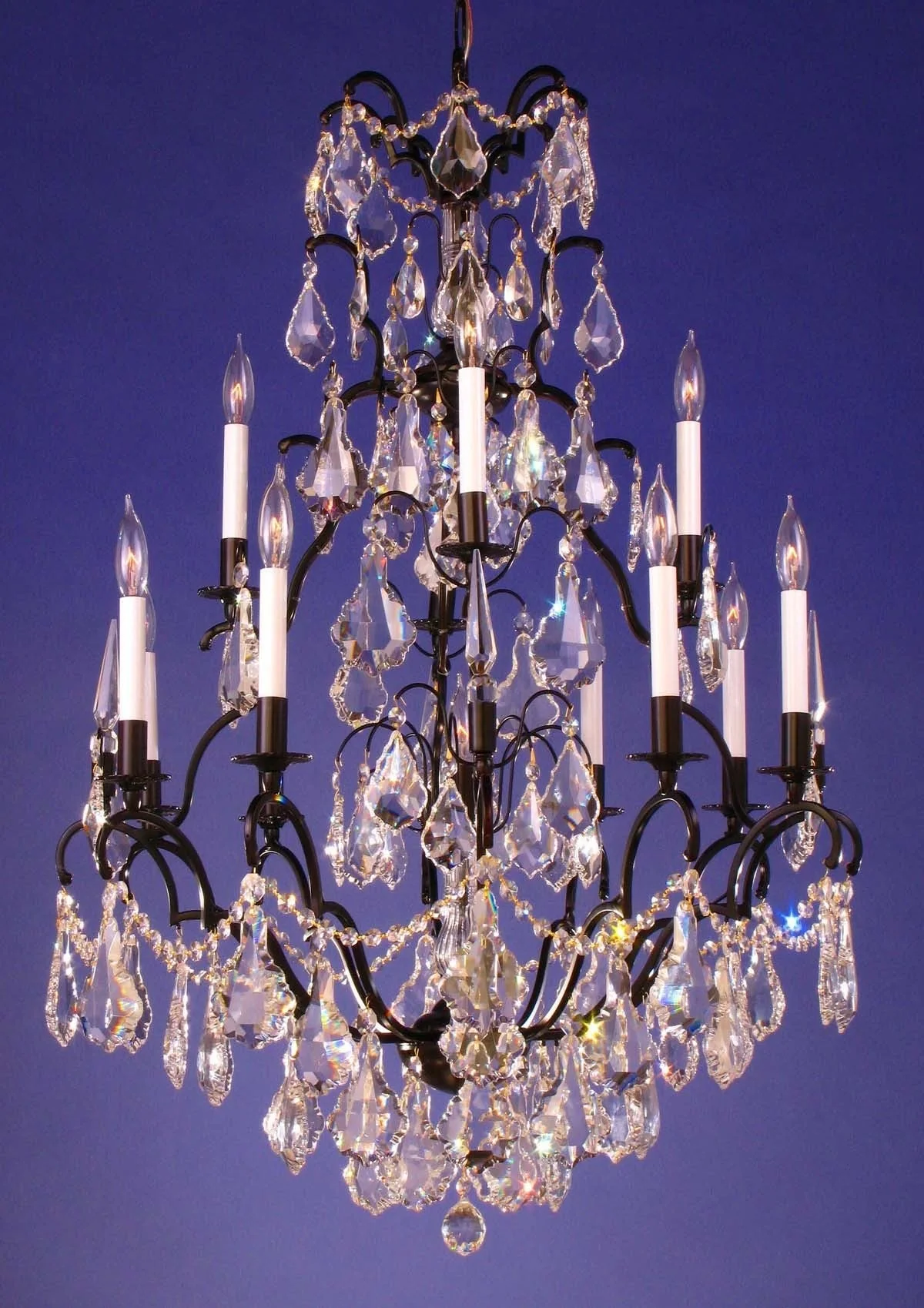 13 lights crystal chandelier in gold plated finish - Image 1