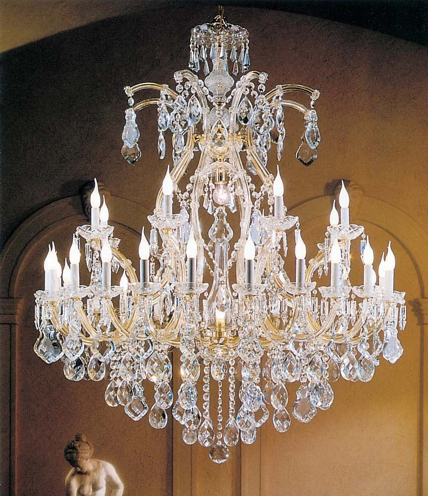 30 Lights Maria Theresa crystal chandelier dressed with clear crystals - Image 1