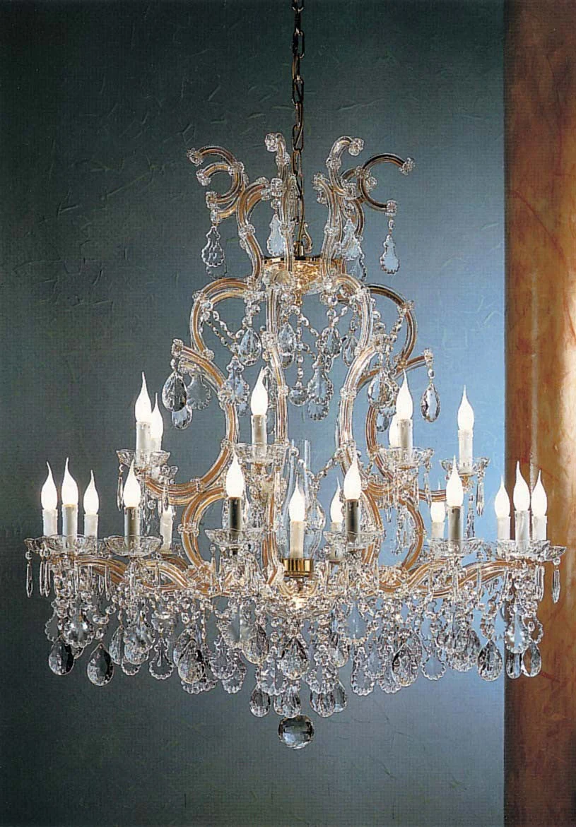 22 Lights Maria Theresa crystal chandelier dressed with clear crystals - Image 1