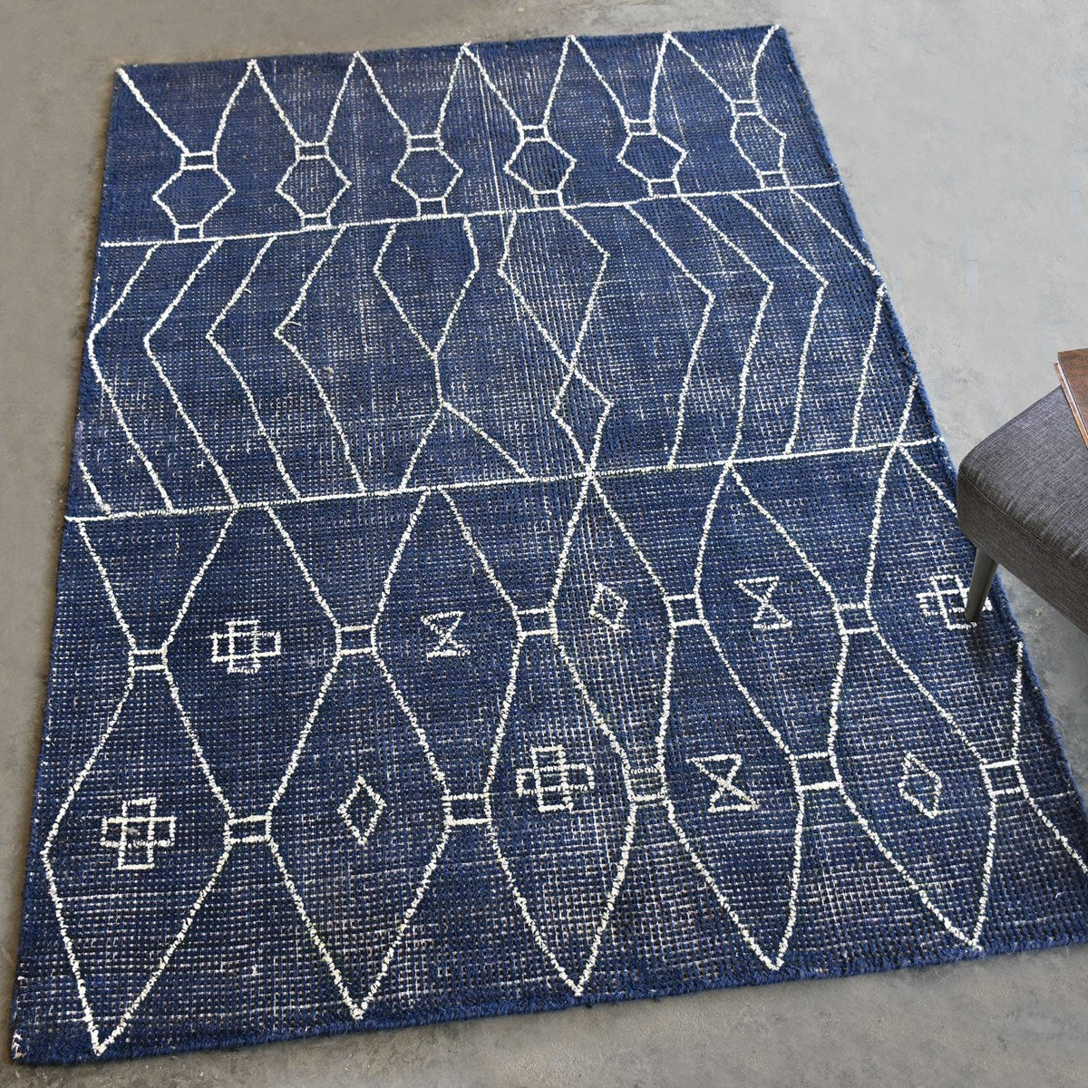 Uttermost Fressia Hand Woven Indigo Blue Wool Rug ~ 5′ x 8′