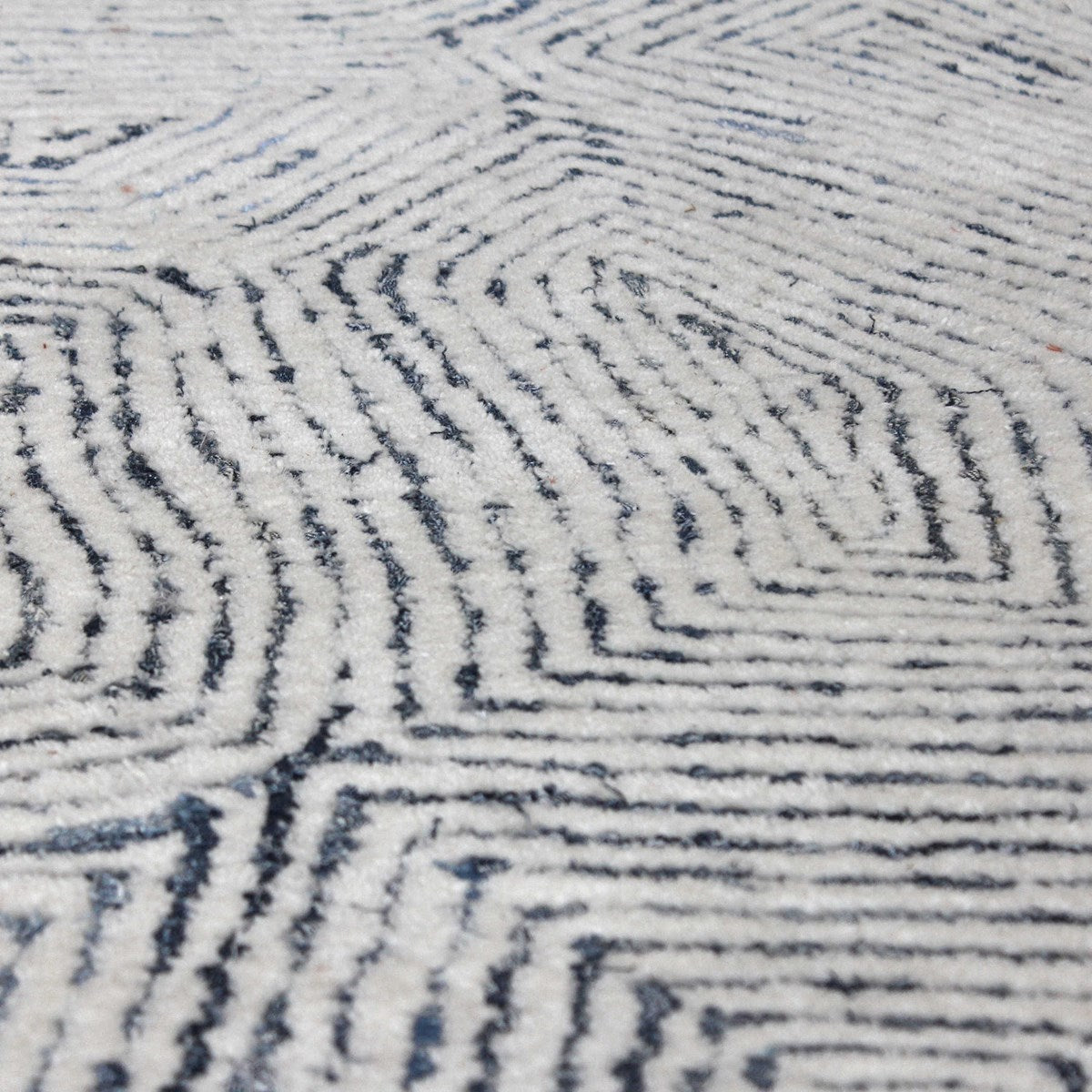 Uttermost Maze Hand Tufted Ivory Wool and Denim Rug ~ 5' x 8' - Image 3