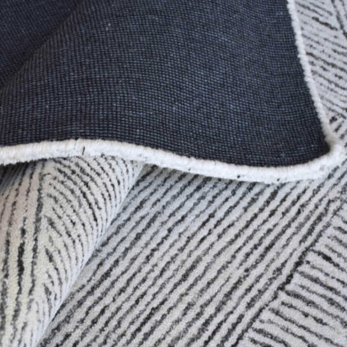 Uttermost Paonia Hand Tufted Ivory and Gray Wool Geometric Pattern Rug ~ 6' x 9' - Image 3