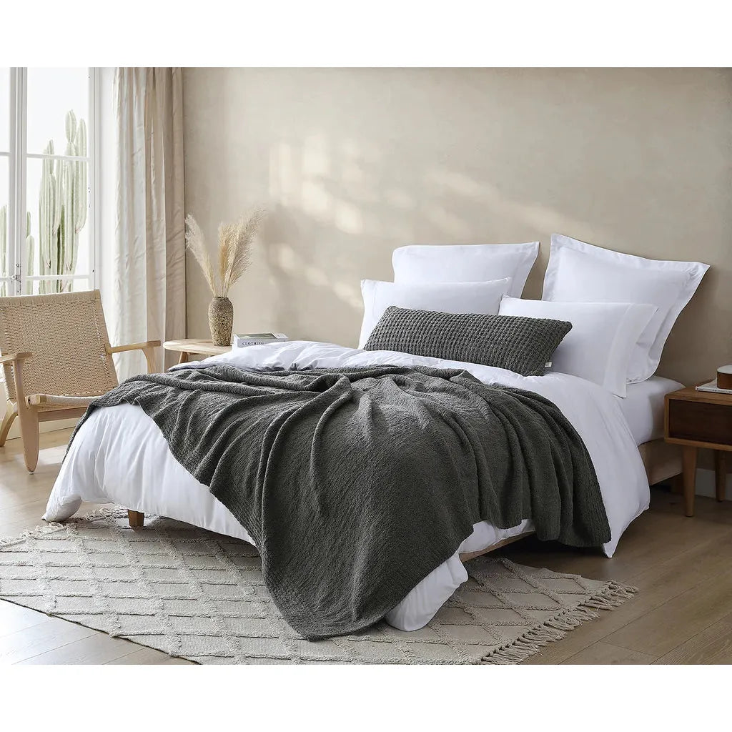 Sunday Citizen Granite Snug King Size Bed Blanket - Image 3