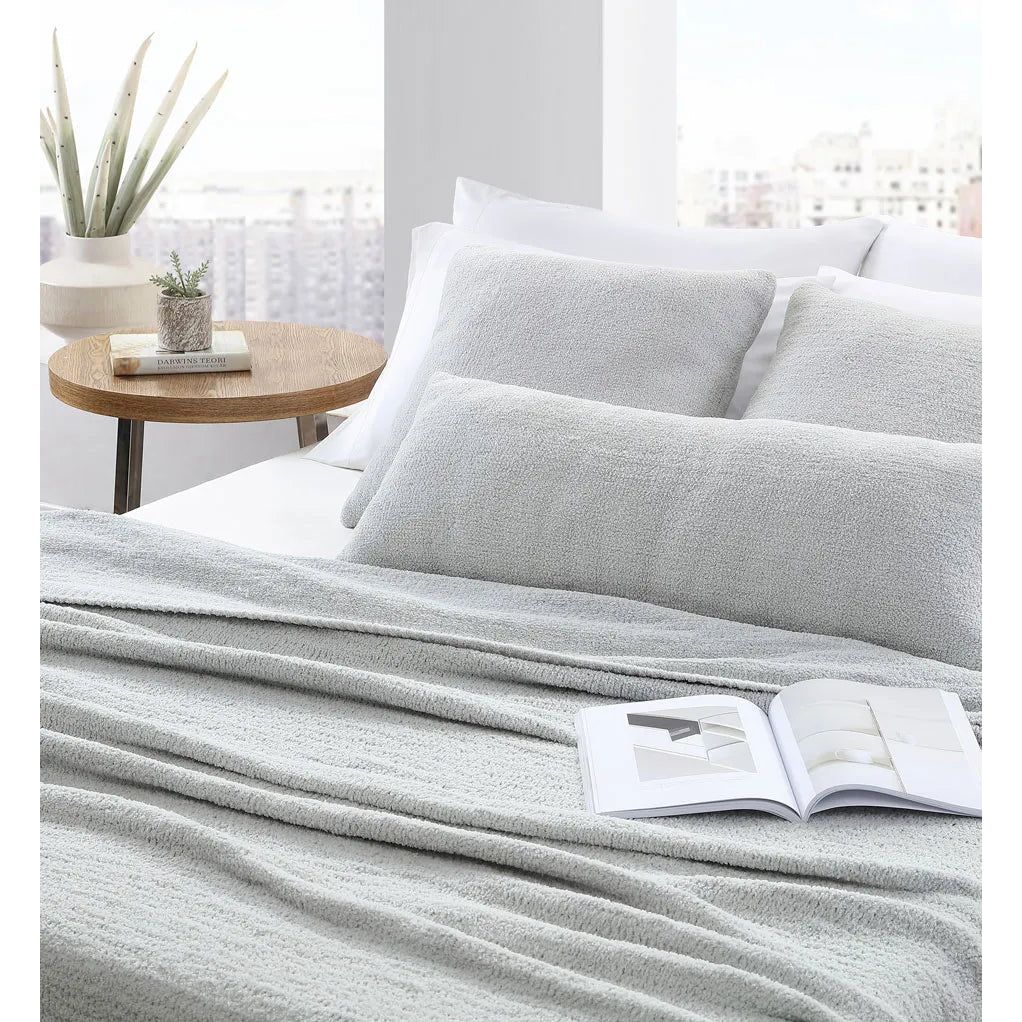 Sunday Citizen Cloud Gray Snug Queen Size Bed Blanket - Image 3