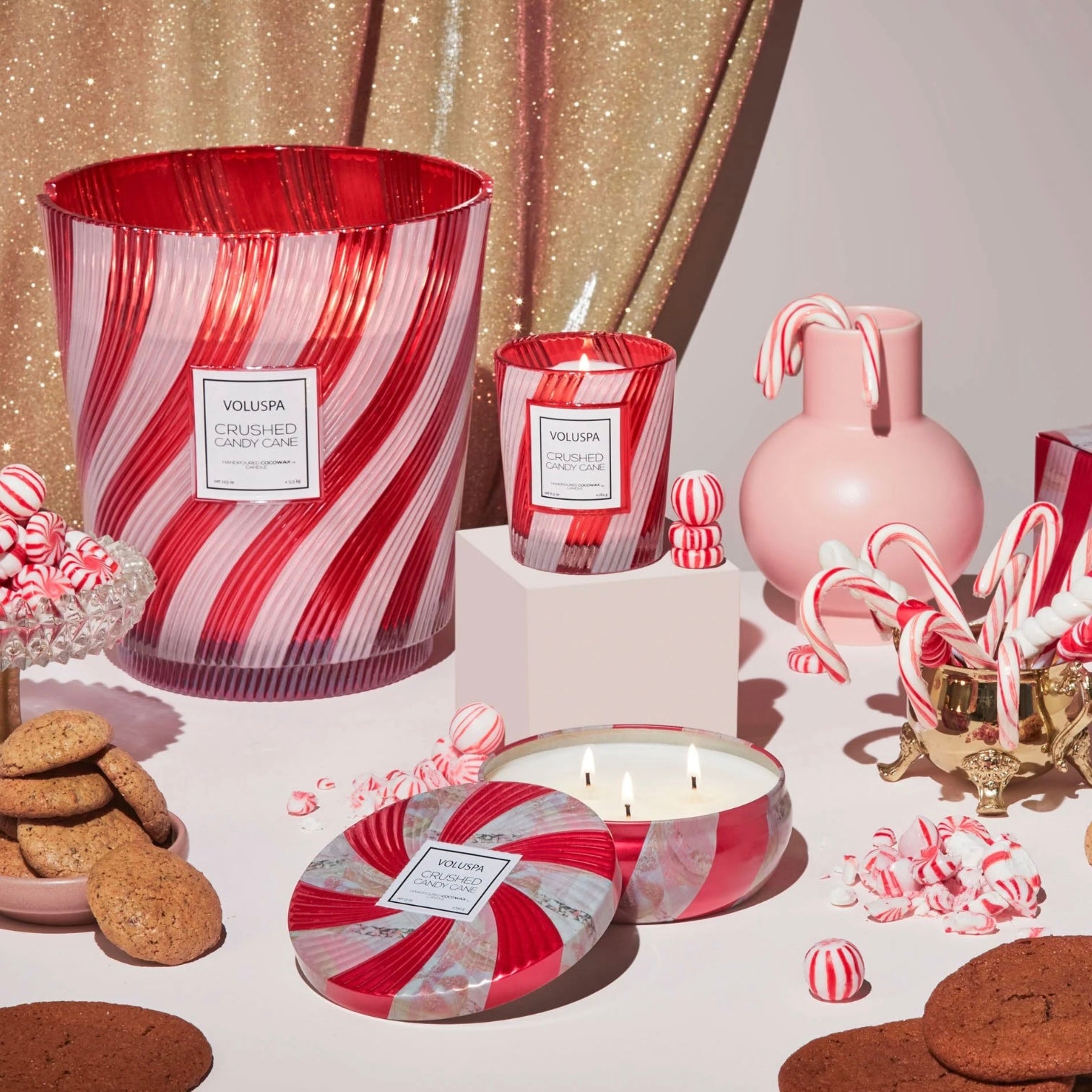 Voluspa Crushed Candy Cane Classic Candle ~ 6.5 oz. ~ SPRING SALE  ~ Limited Quantity - Image 3