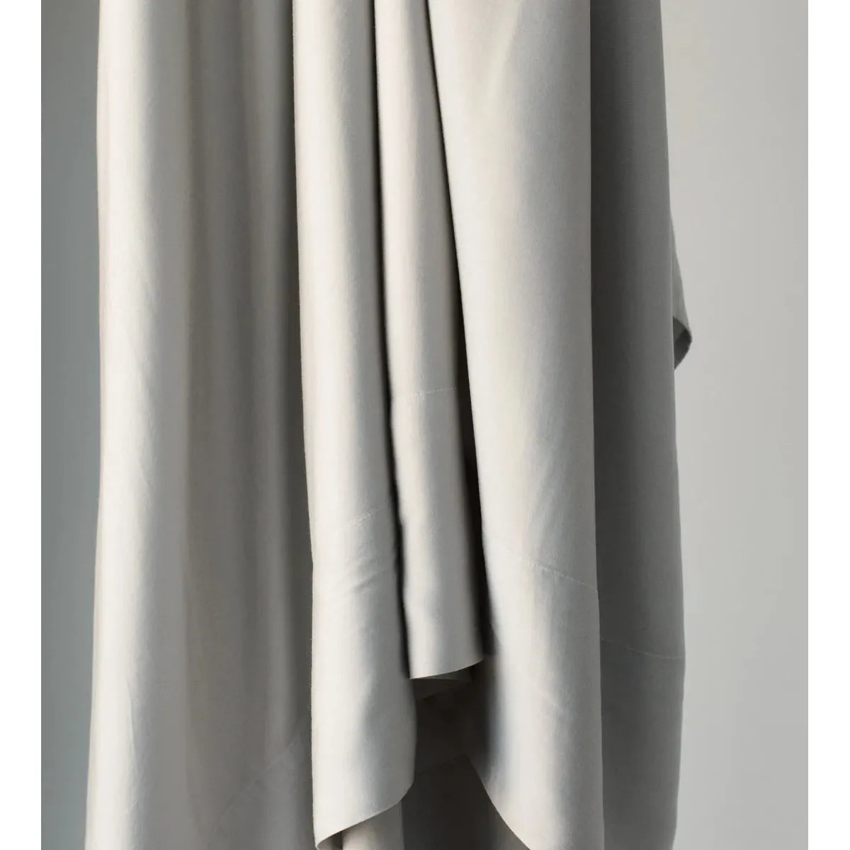 Cozy Earth Light Grey Bamboo Sheet Set Available in Queen and King Sizes - Image 3