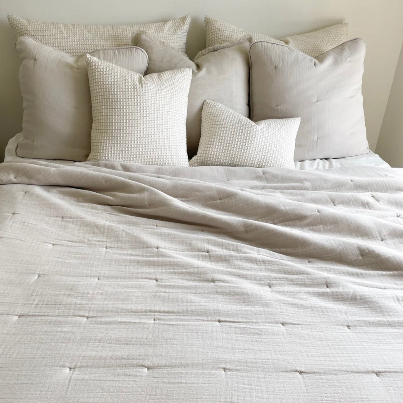 Anaya Home Easy Cotton Beige Gauze Quilt and Pillow Sham Set Available in Queen and King Sizes ~ DREAMY BEDDING SALE ~ Limited Quantity - Image 2