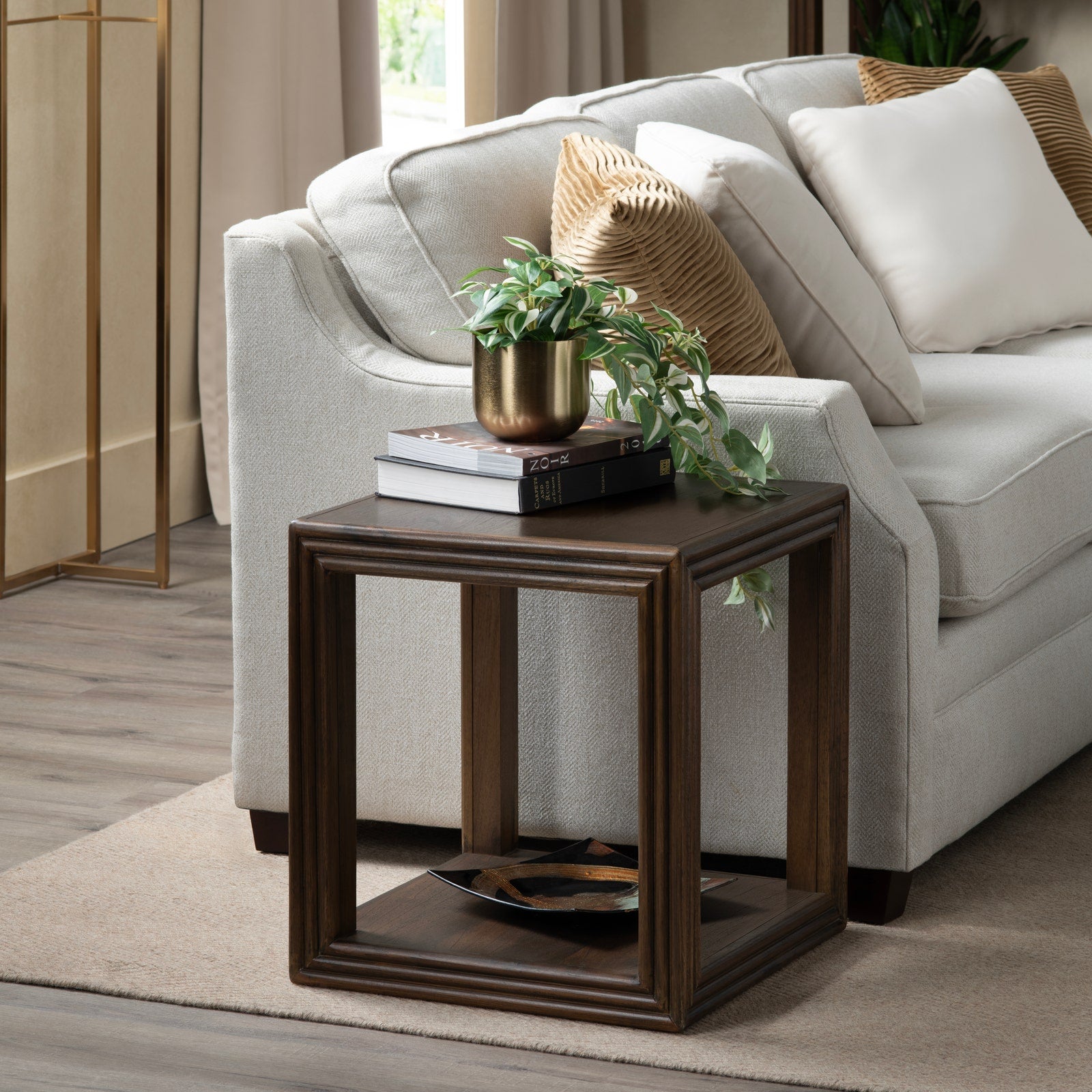 Crestview Collection Vista End Table - Image 1