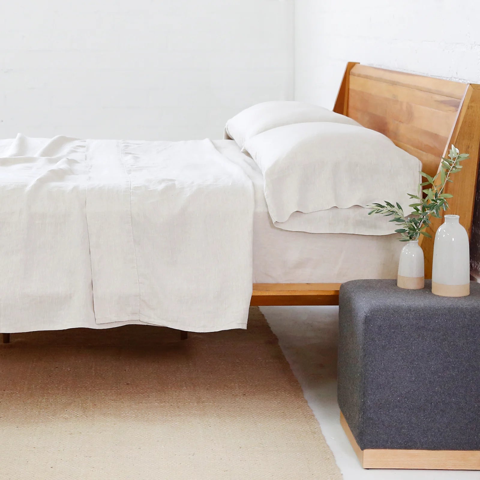 Pom Pom at Home Flax Linen Queen Sheet Set ~ Includes Flat, Fitted and 2 Pillowcases - Image 2