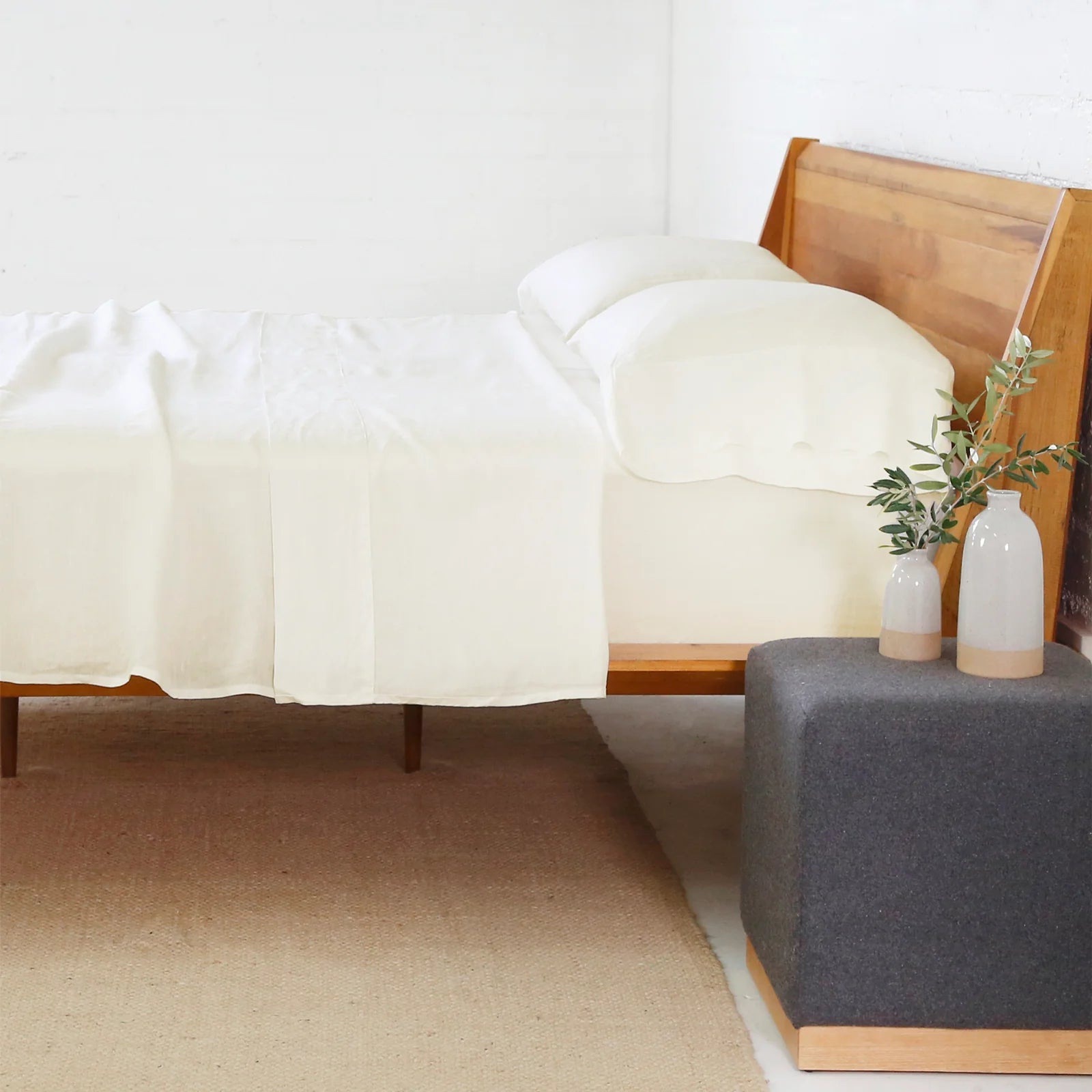 Pom Pom at Home Cream Linen Queen Sheet Set ~ Includes Flat, Fitted and 2 Pillowcases - Image 2