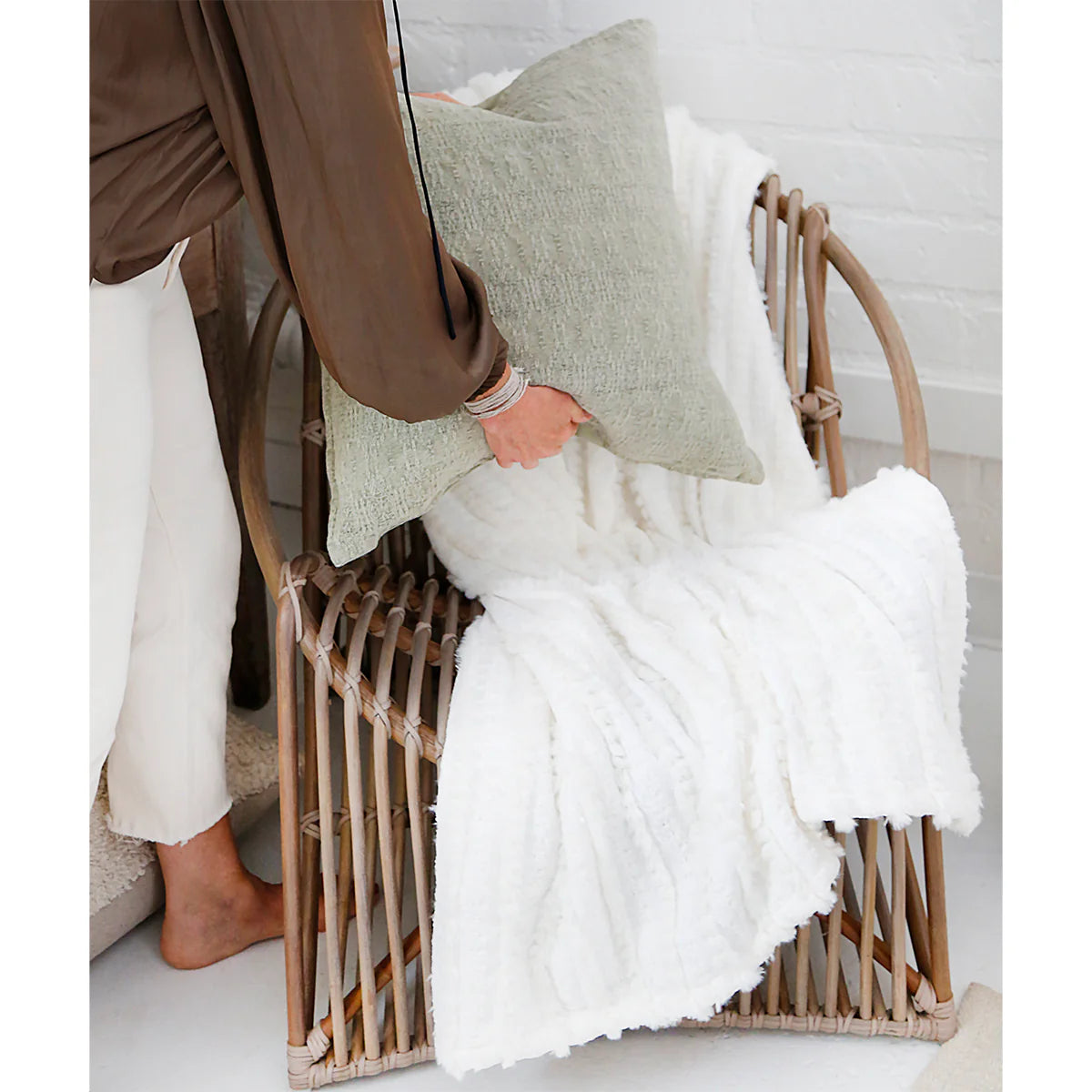 Pom Pom at Home Camille Winter White Chenille Oversized Throw Blanket with Tassels ~ 60” x 90” - Image 3