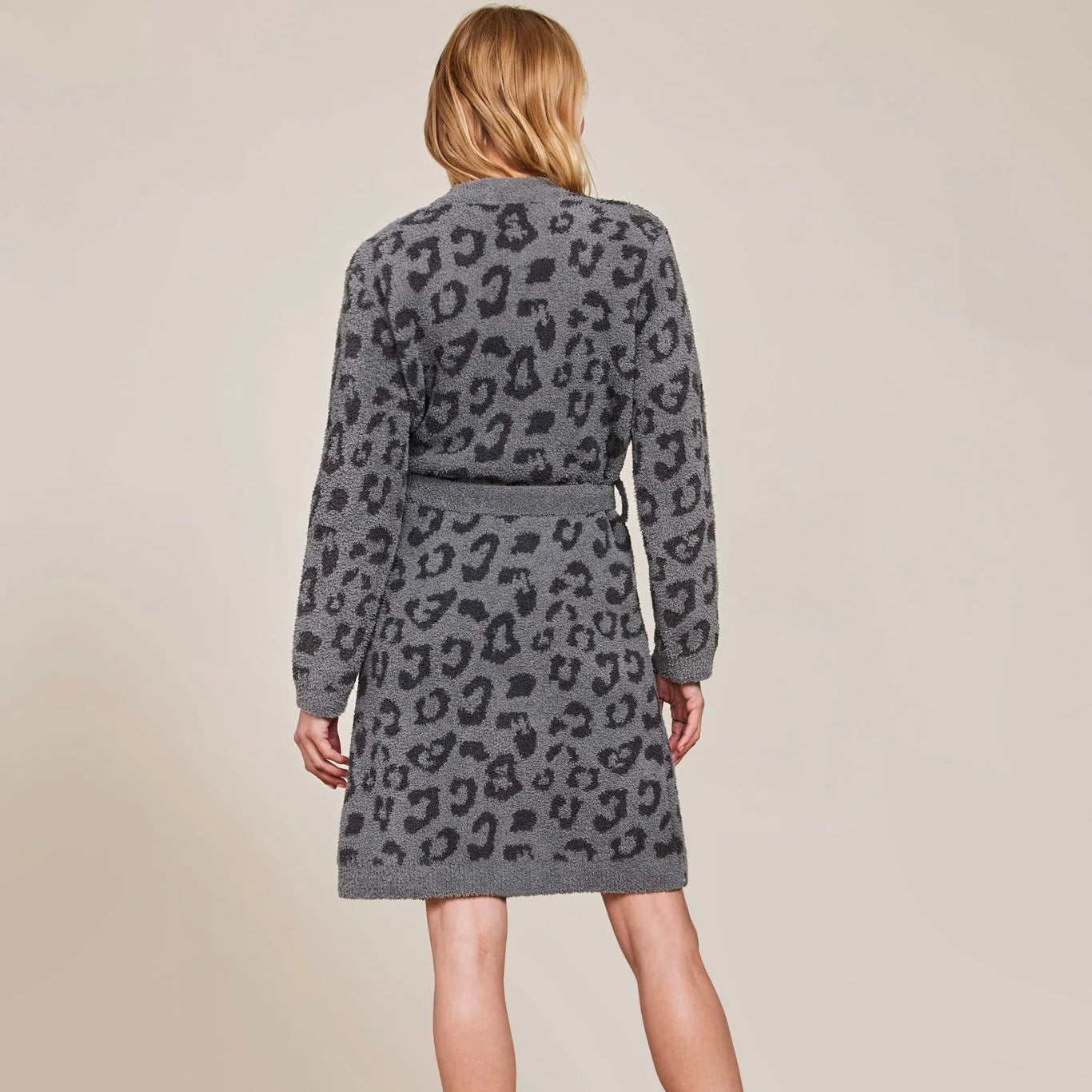 Barefoot Dreams CozyChic Graphite & Carbon Leopard In The Wild Robe ~  Size Small / Medium - Image 3