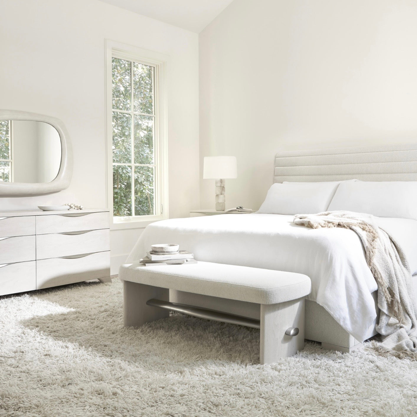 Bernhardt Sereno Collection Upholstered Bench ~ Lutra Finish