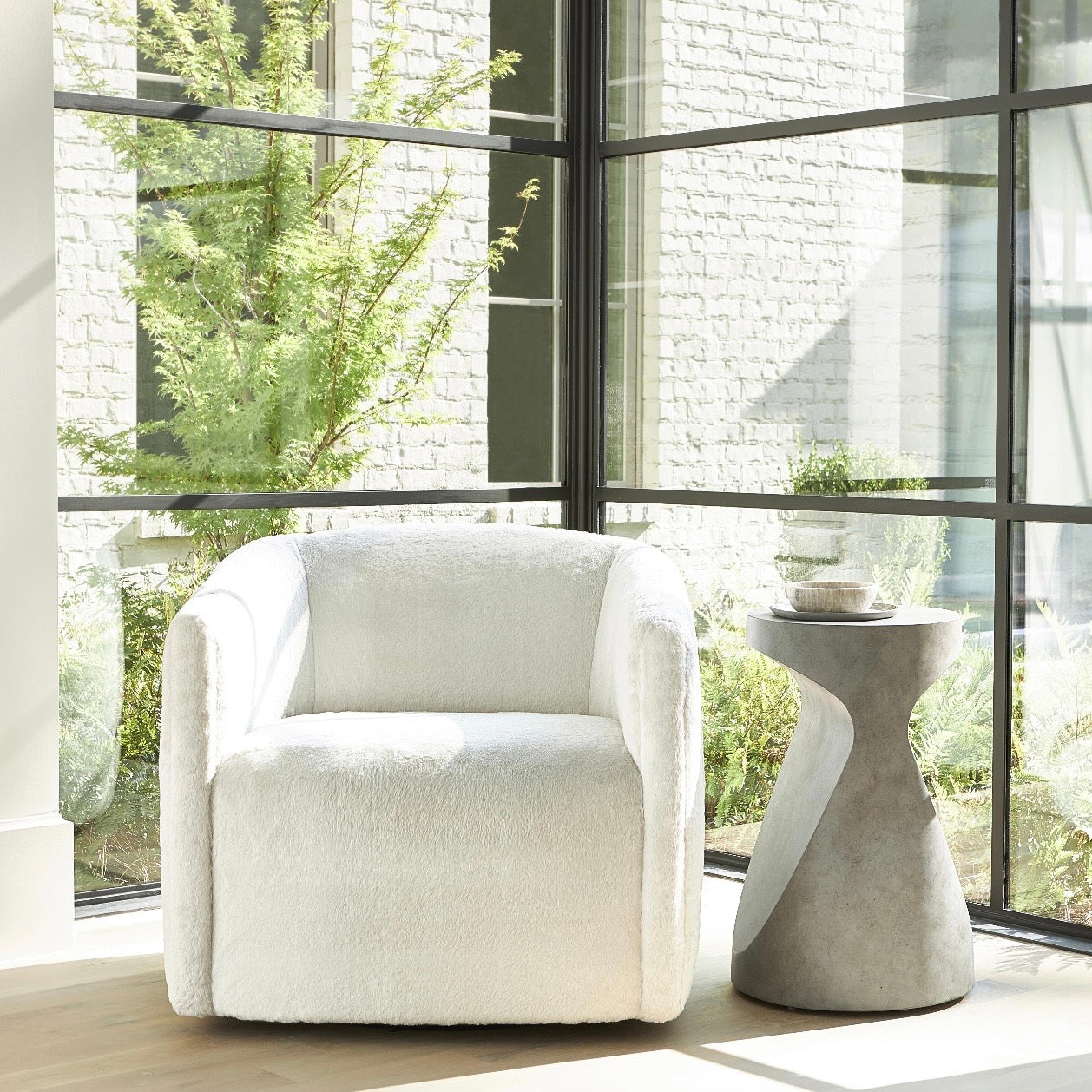 Bernhardt Sereno Collection Accent Table ~ Faux Stone Sasso Finish