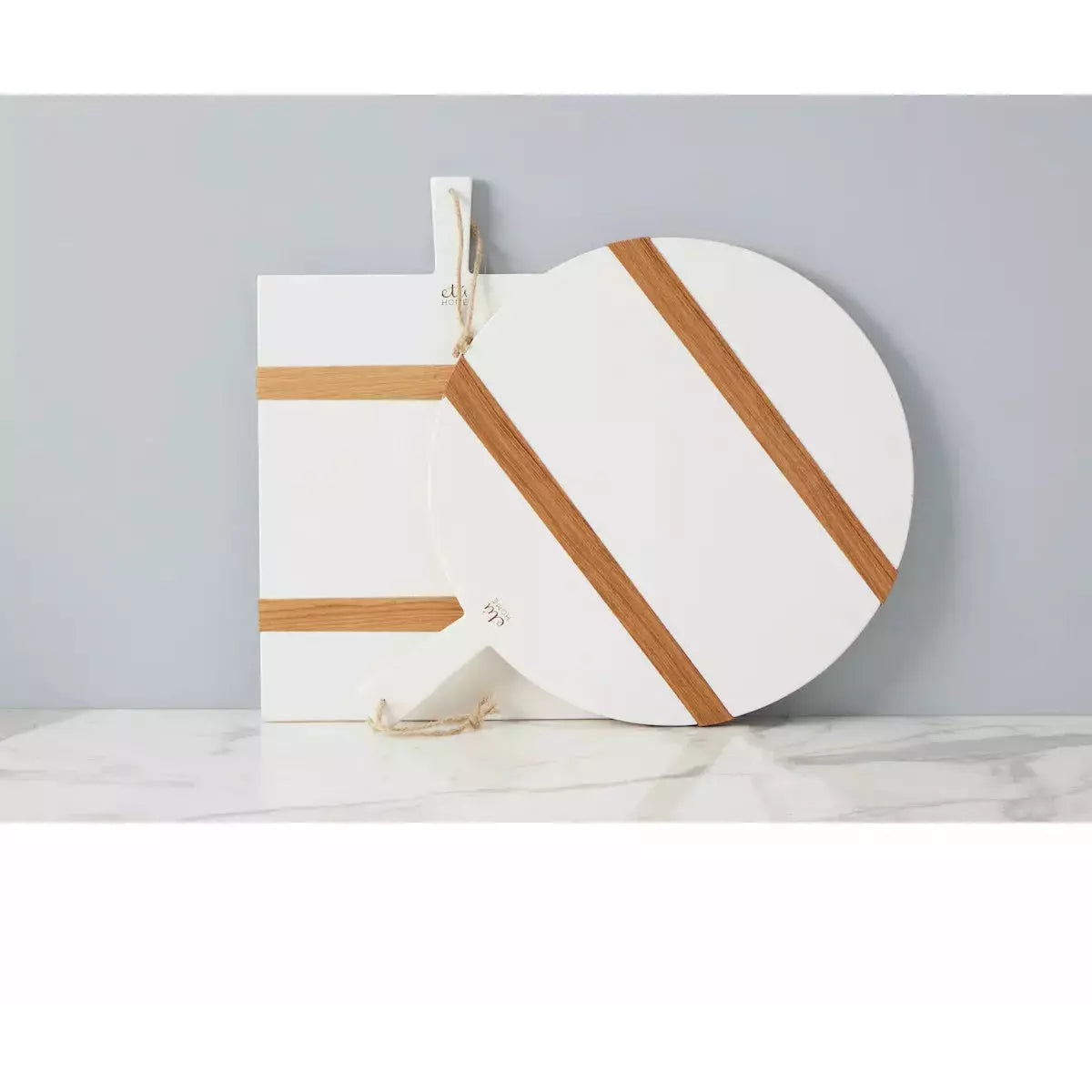 etúHOME White Round Mod Medium Charcuterie Board ~ IN-STORE PURCHASE ONLY - Image 2