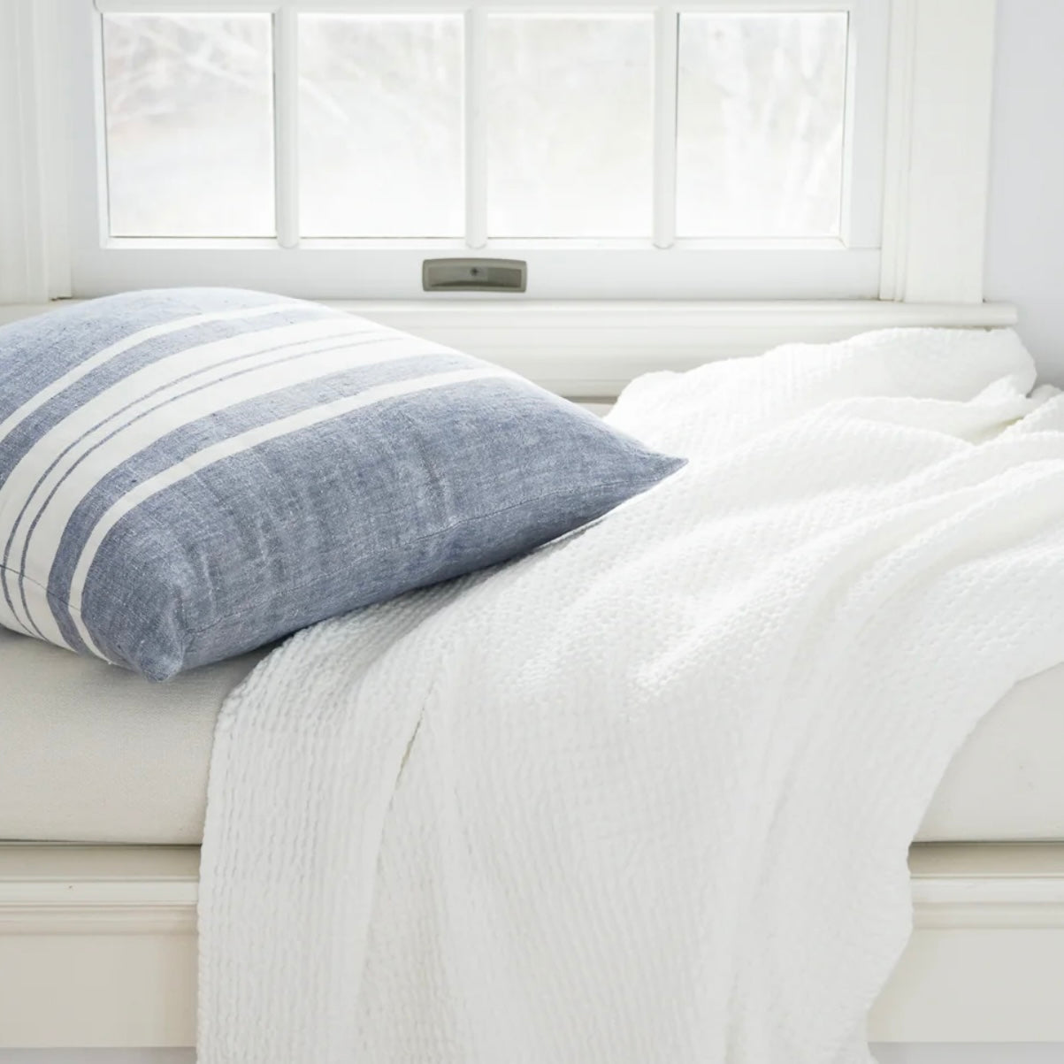 Anaya Home Turkish Cotton Waffle Throw Blanket 50x70  ~ White ~ DREAMY BEDDING SALE ~ Limited Quantity - Image 1