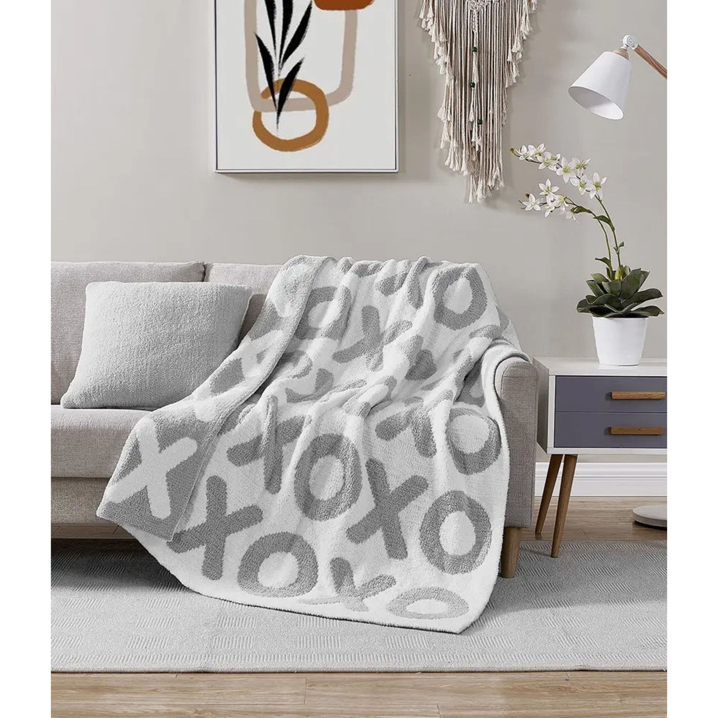 Sunday Citizen XOXO Cloud Gray and Off White Throw - Image 3