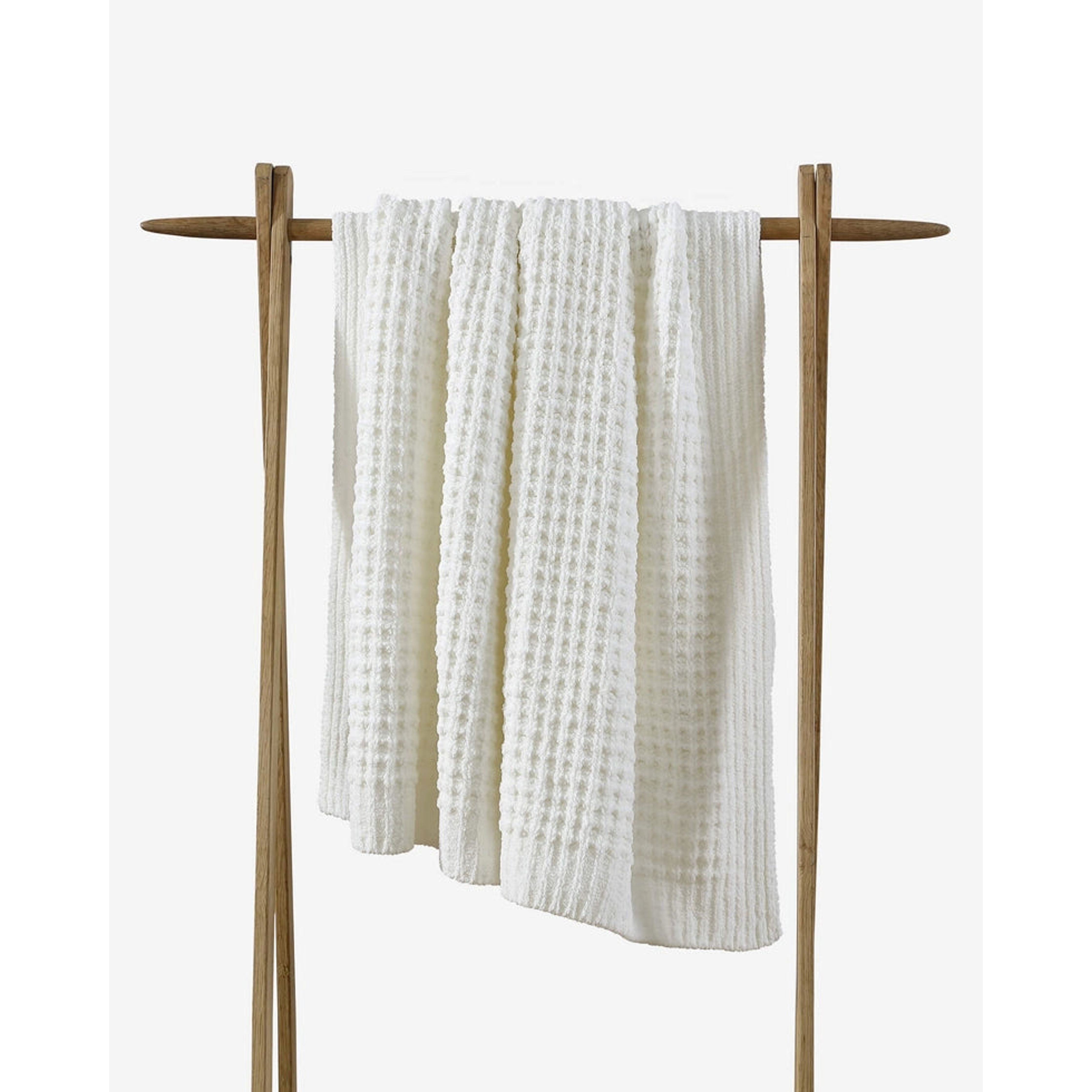 Sunday Citizen Waffle Lightweight Off White Throw - Image 1