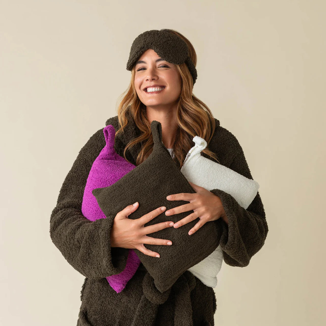 Kashwere Dark Orchid Travel Blanket & Pouch - Image 2