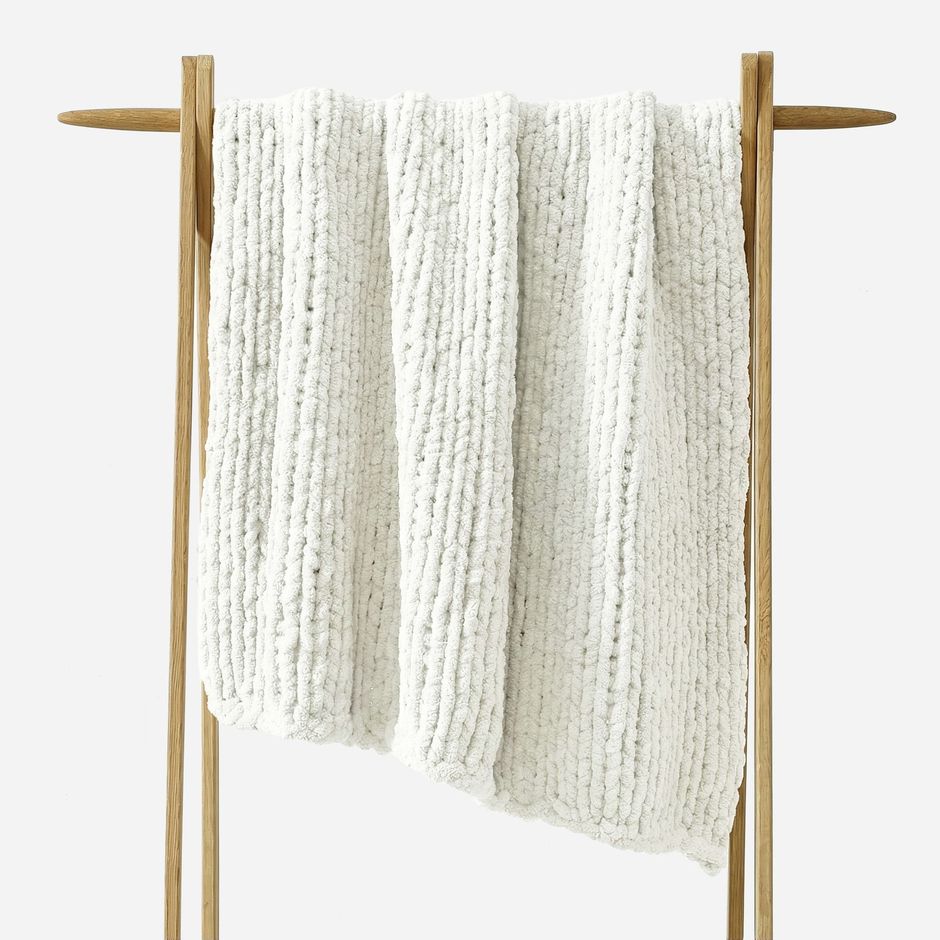 Sunday Citizen Snug Chunky Knit Throw in Off White ~ 75 x 52 - Image 1