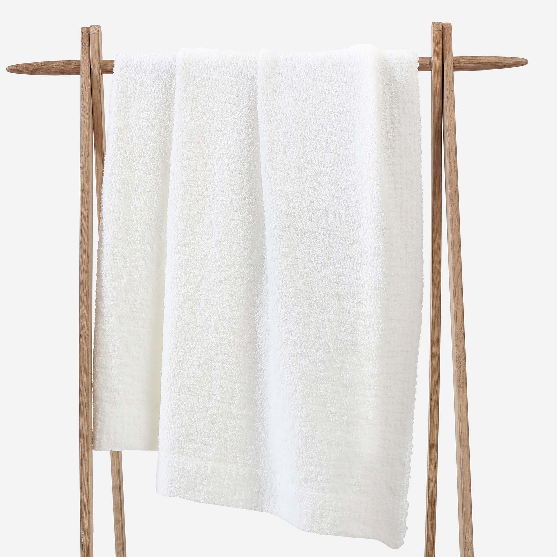 Sunday Citizen Snug Throw in Off White ~ 75 x 52 - Image 1