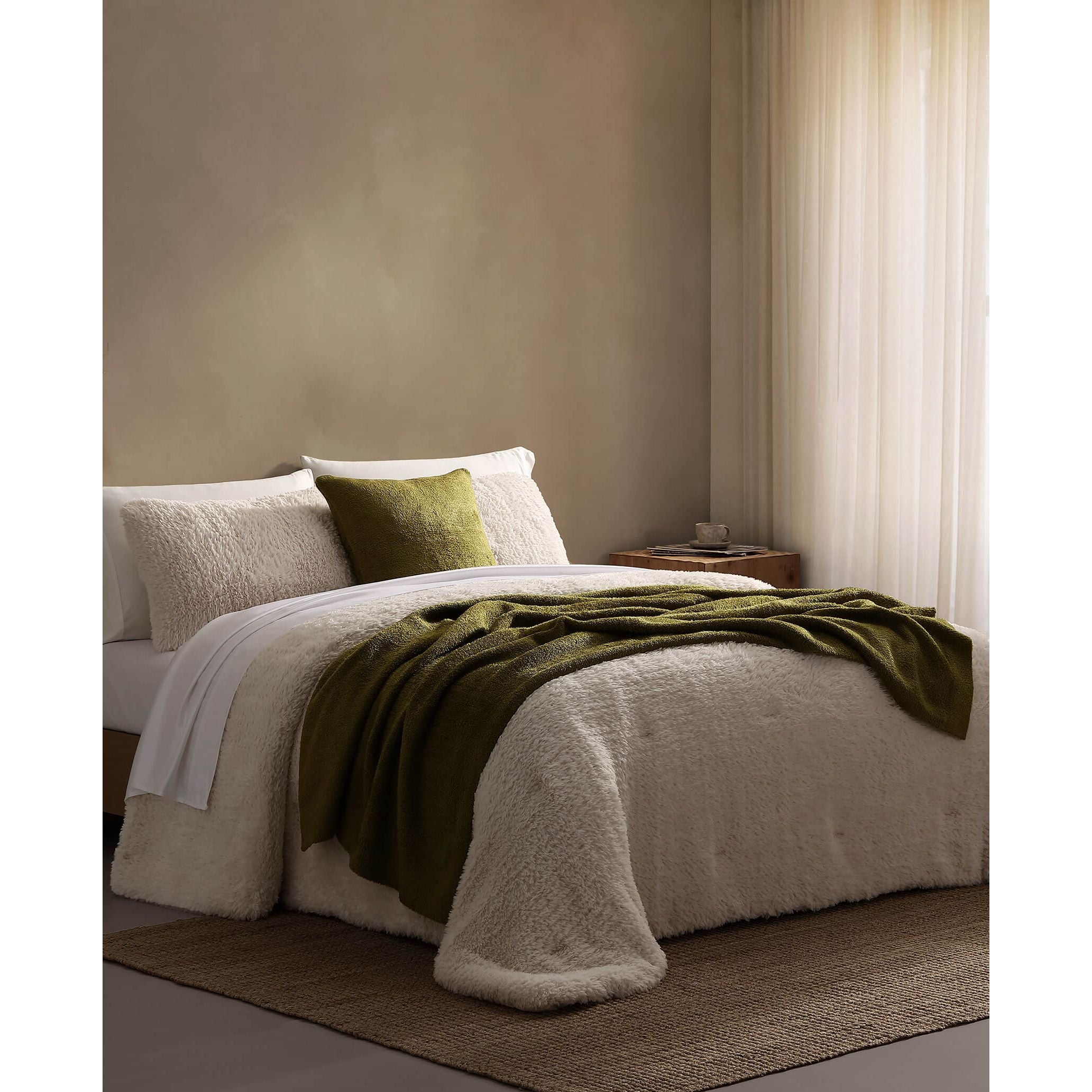 Sunday Citizen Cloud Silque Throw in Cardamon Seed ~ 75 x 52 - Image 2