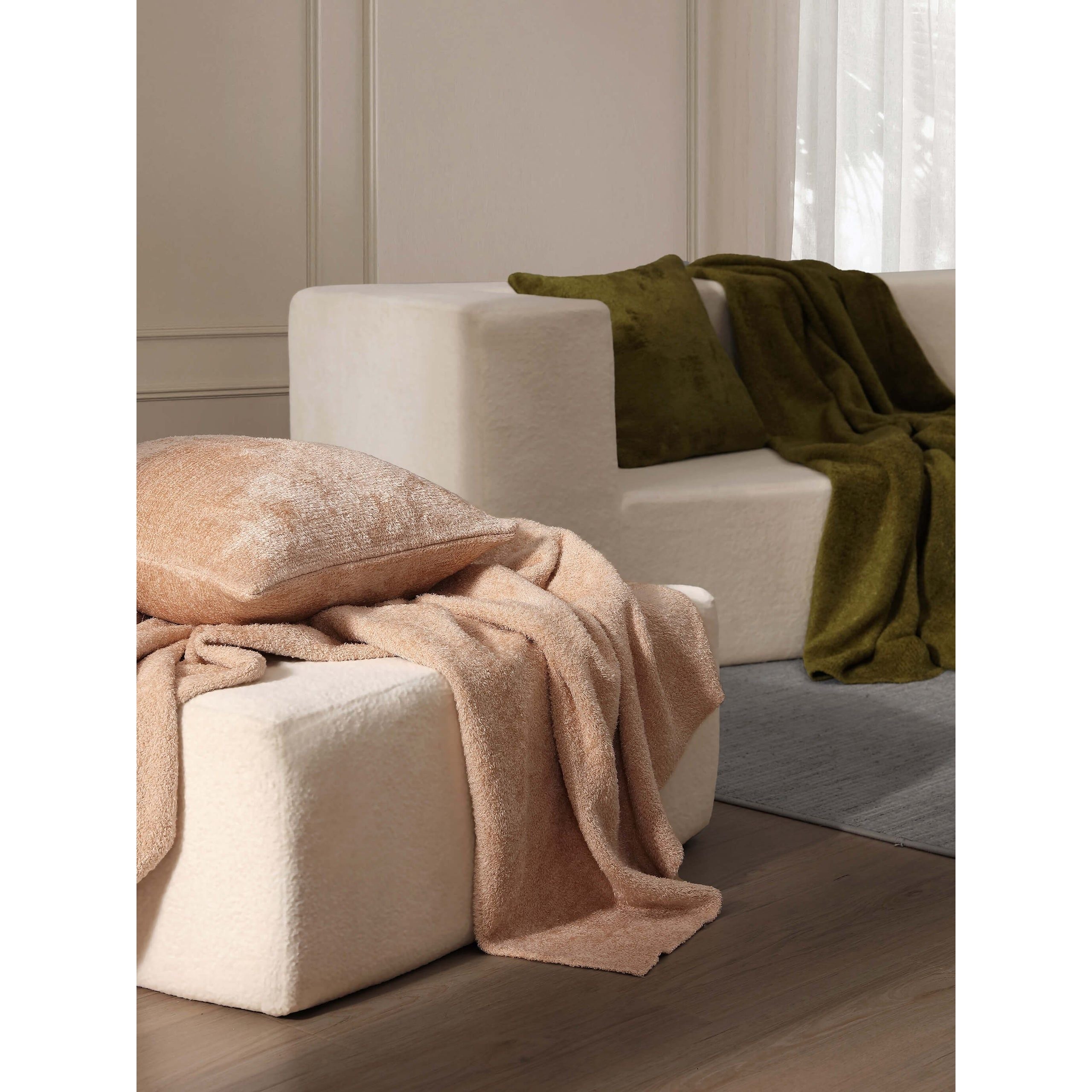 Sunday Citizen Cloud Silque Throw in Blush ~ 75 x 52 - Image 2
