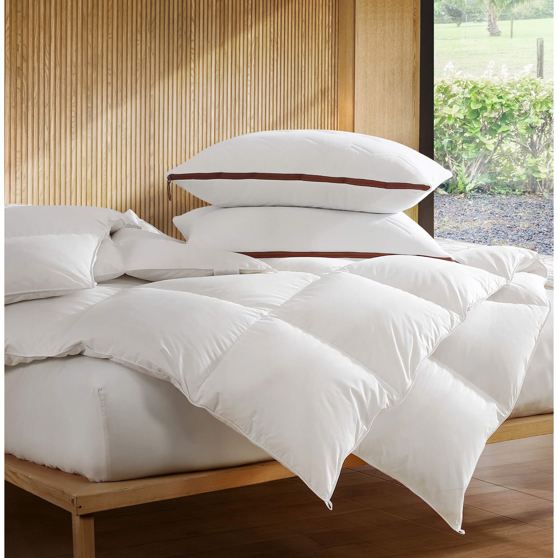 Sunday Citizen Down Alternative Duvet Insert ~ Available in King/Cal King and Full/Queen Sizes - Image 3
