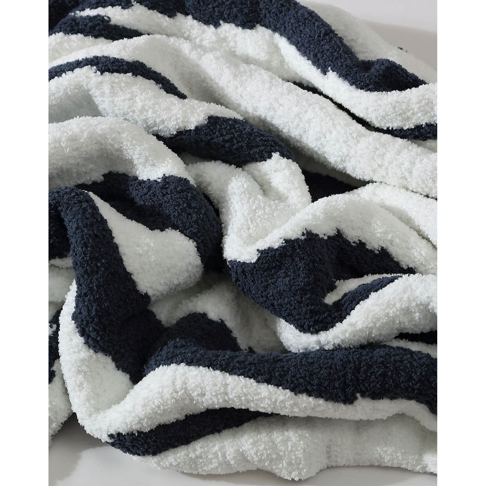 Sunday Citizen Woodland Throw in Midnight-Off White ~ 75 x 52 - Image 3