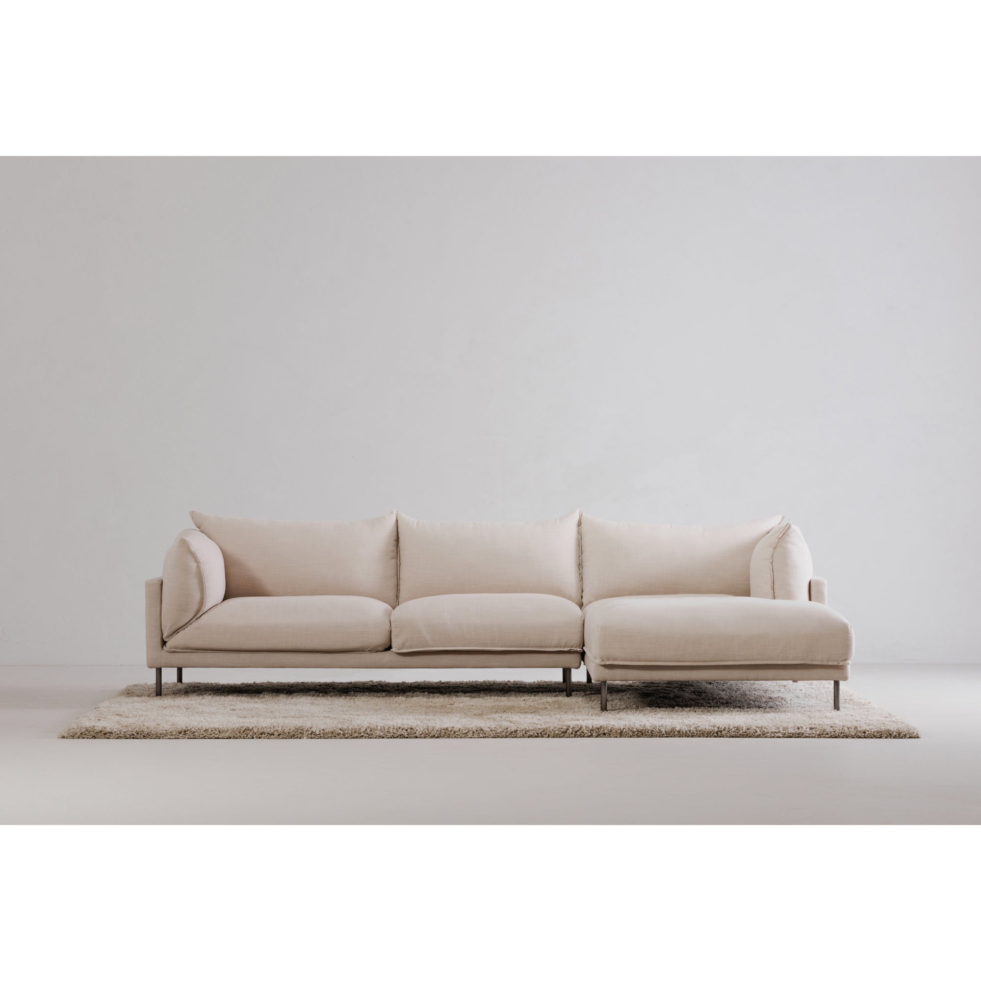 Moe’s Home Collection Jamara Sandy Beige Right-Facing Sectional