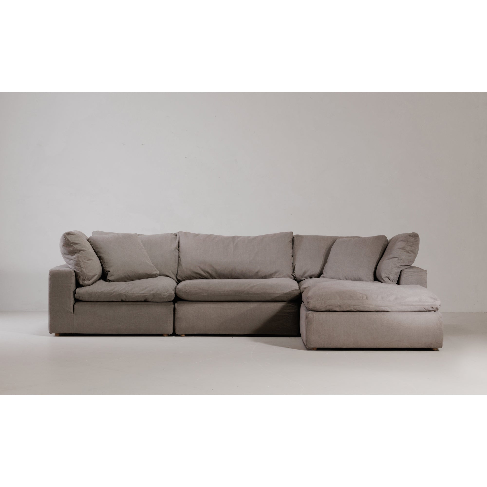 Moe’s Home Collection Clay Lounge Modular Sectional ~ Light Grey LiveSmart Performance Fabric
