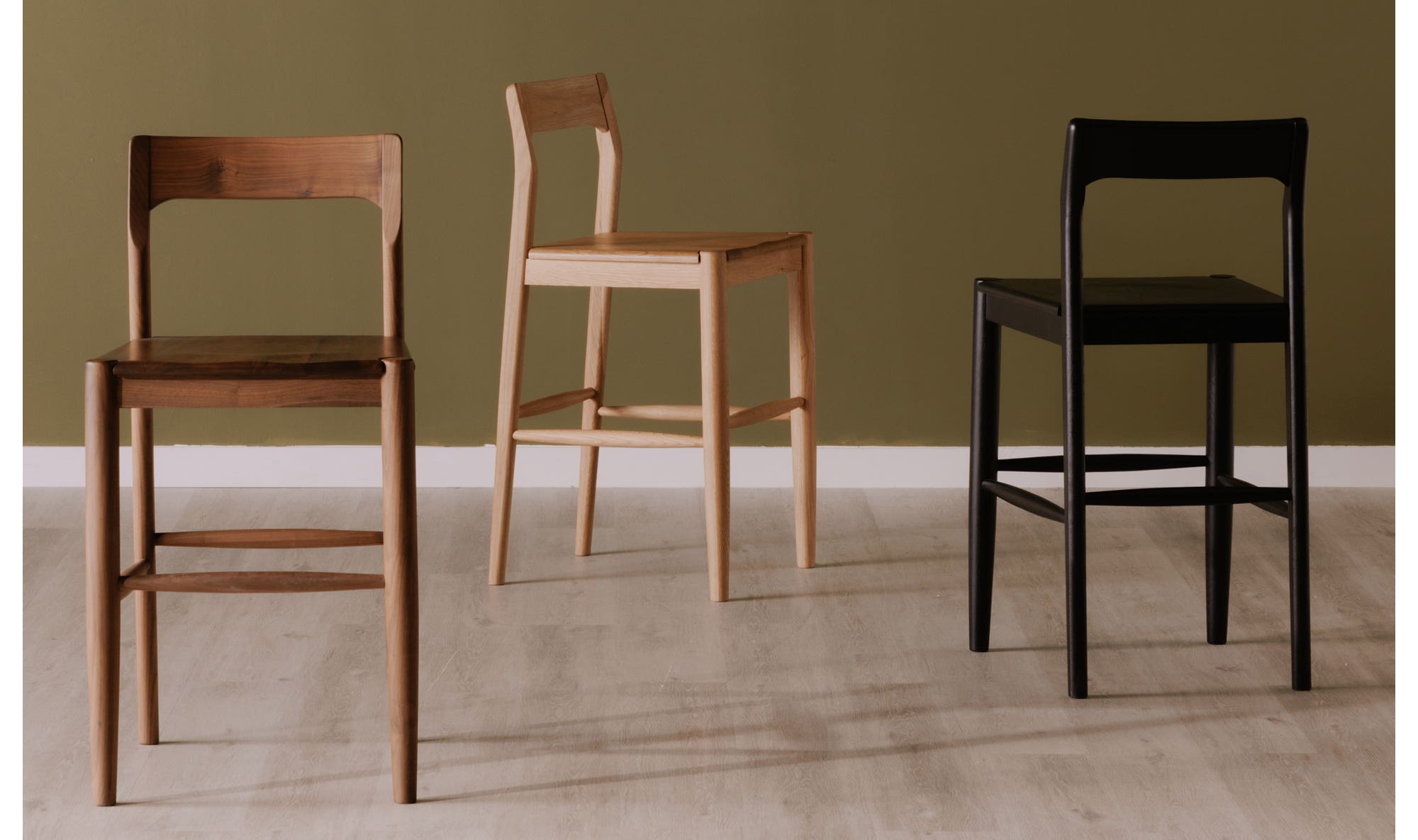 Moe's Home Owing Barstool Natural Oak - Image 2