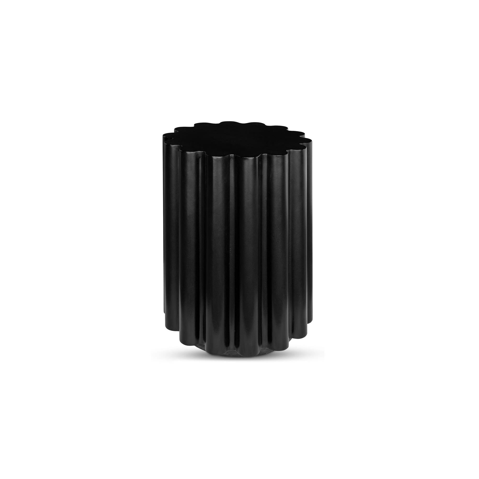 Moe's Home Collection Taffy Black Accent Table - Image 1
