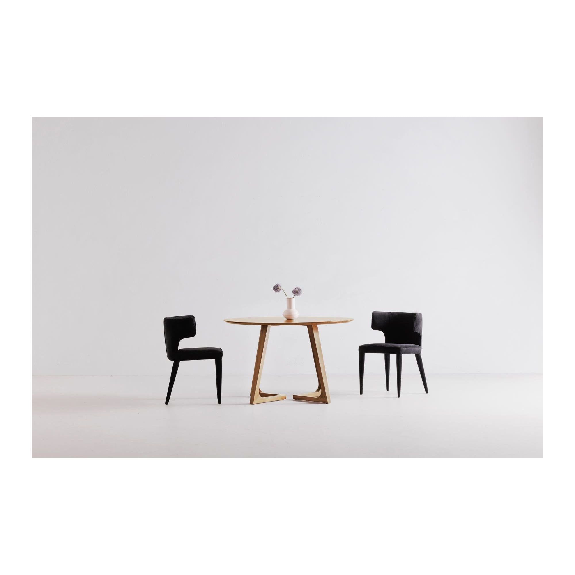 Moe's Home Godenza Round Dining Table Natural Oak - Image 2