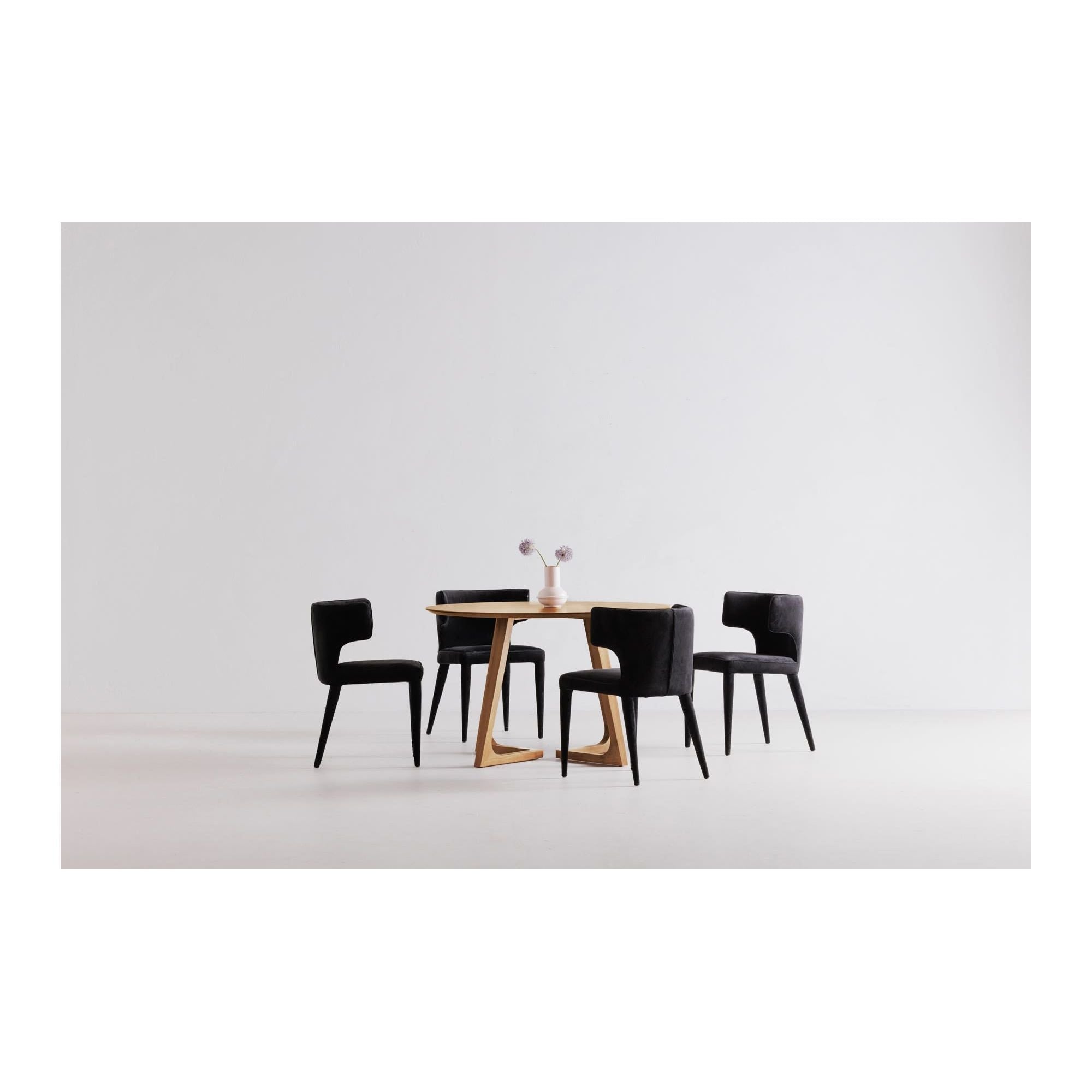 Moe's Home Godenza Round Dining Table Natural Oak - Image 3