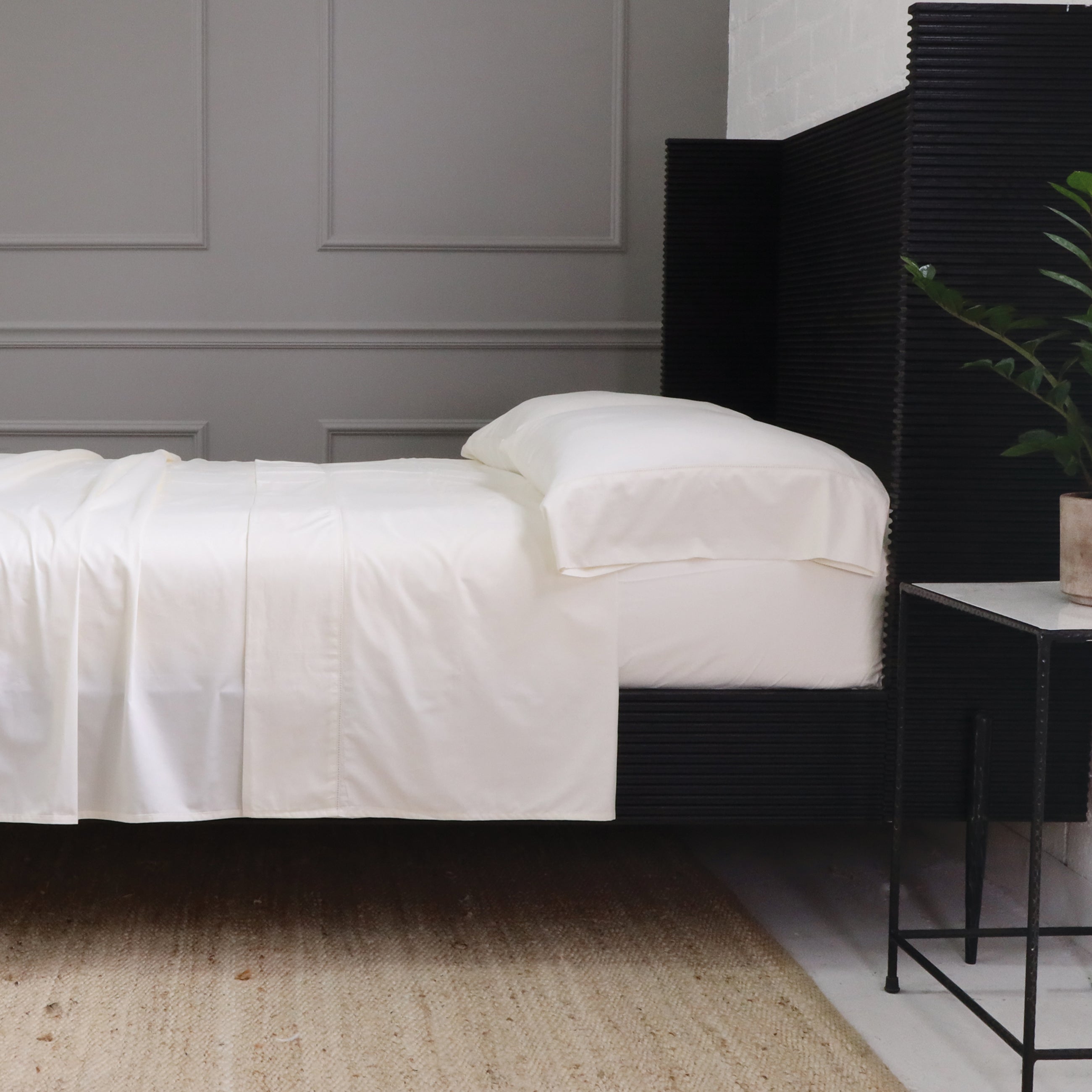 Pom Pom at Home Classico Ivory Hemstitch Cotton Sateen Sheet Set – Available in Twin, Queen and King Sizes