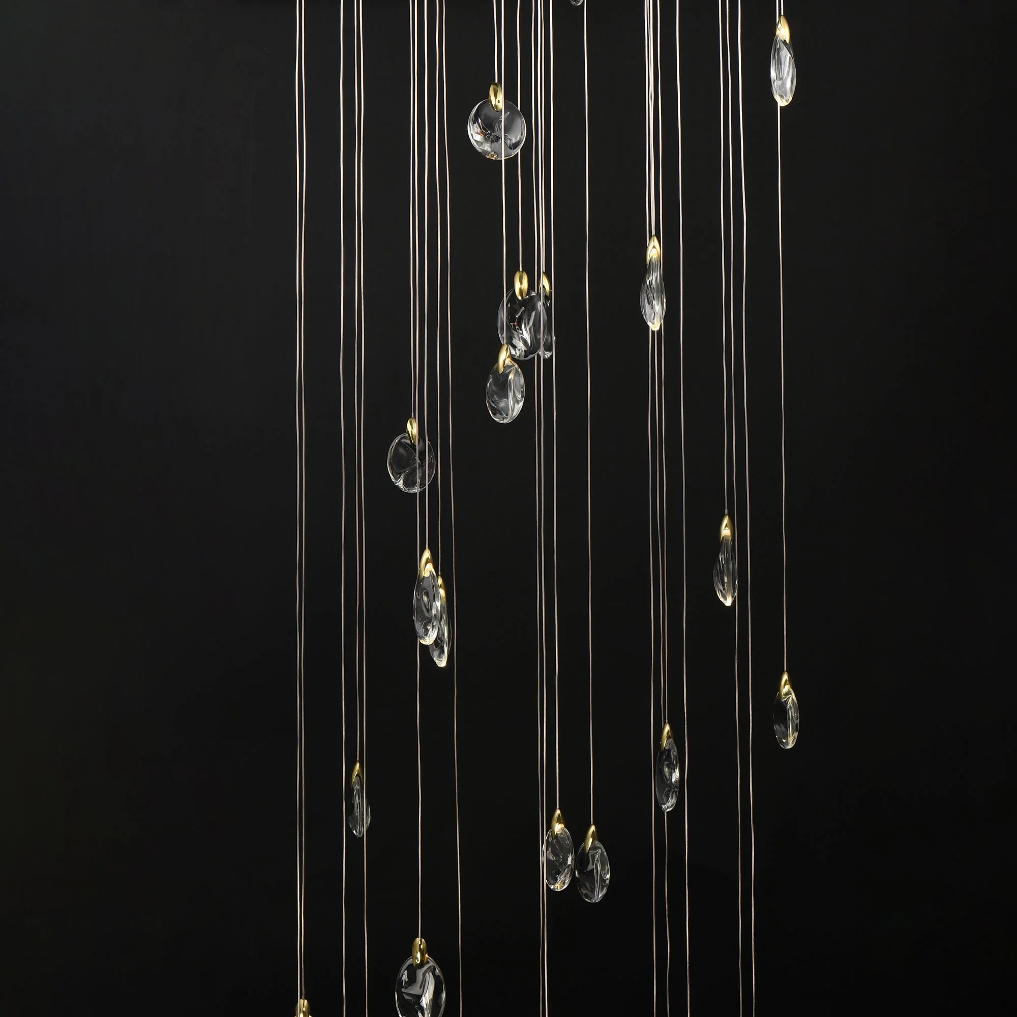 ET2 Pebble 36" Black/Polished Gold 30-Light LED Pendant - Image 2
