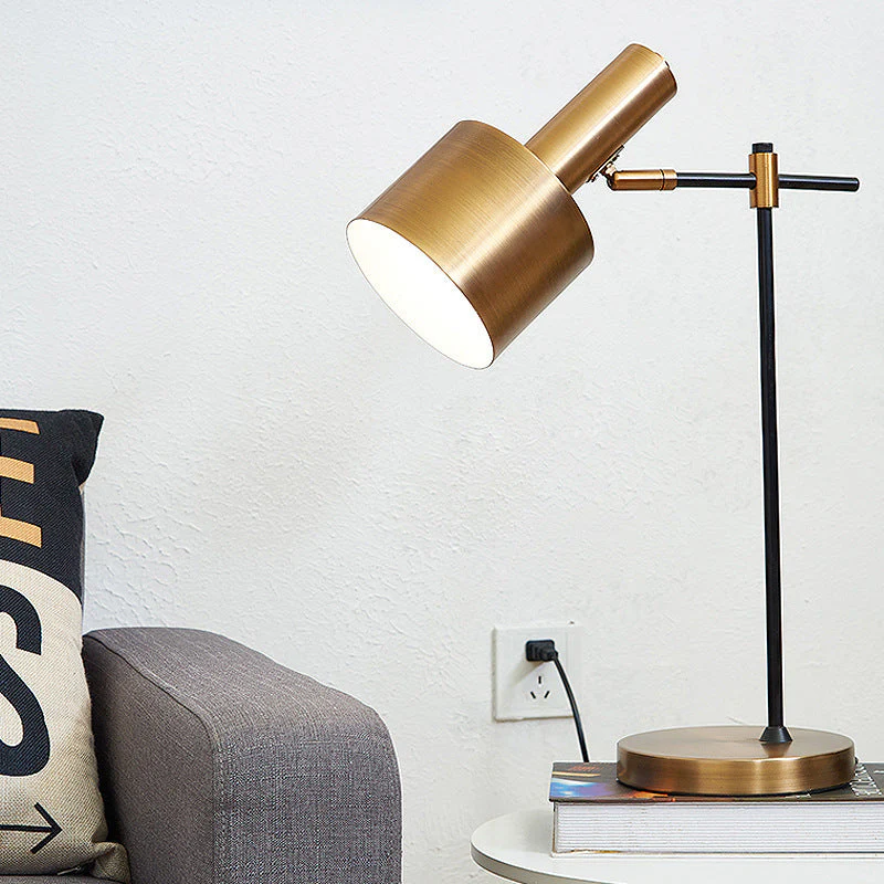 Modern American Luxury Table Lamp – Simple Elegant Lighting - Image 3