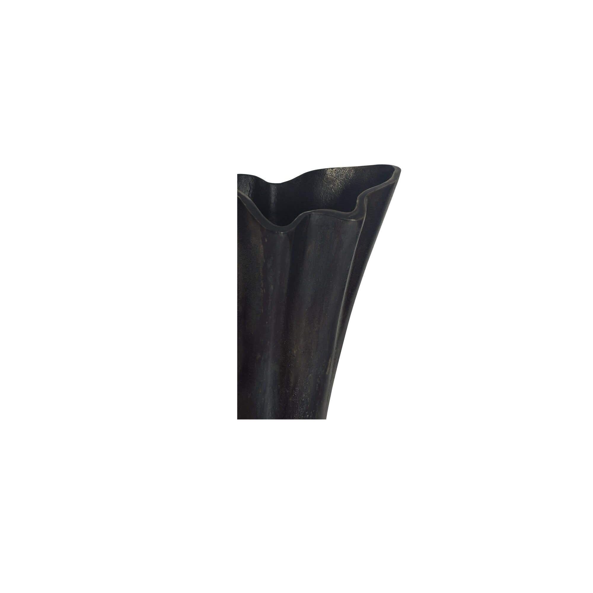 Moe's Home Yeri Cast Aluminum Vase Black - Image 3