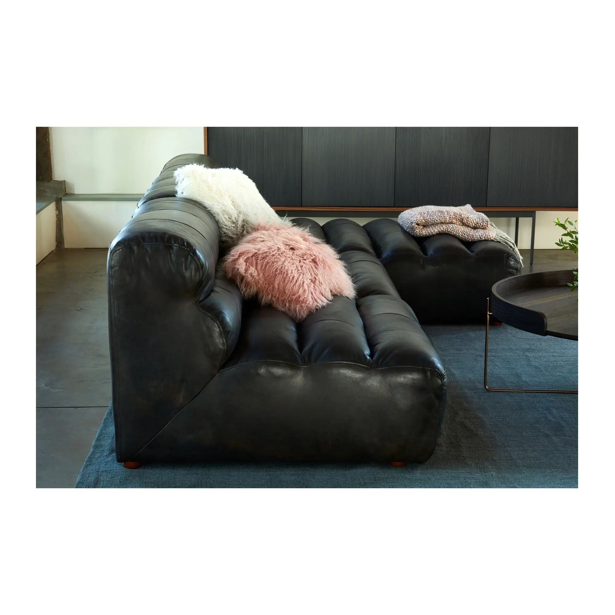 Moe’s Home Collection Ramsay Black Leather Chaise - Image 3