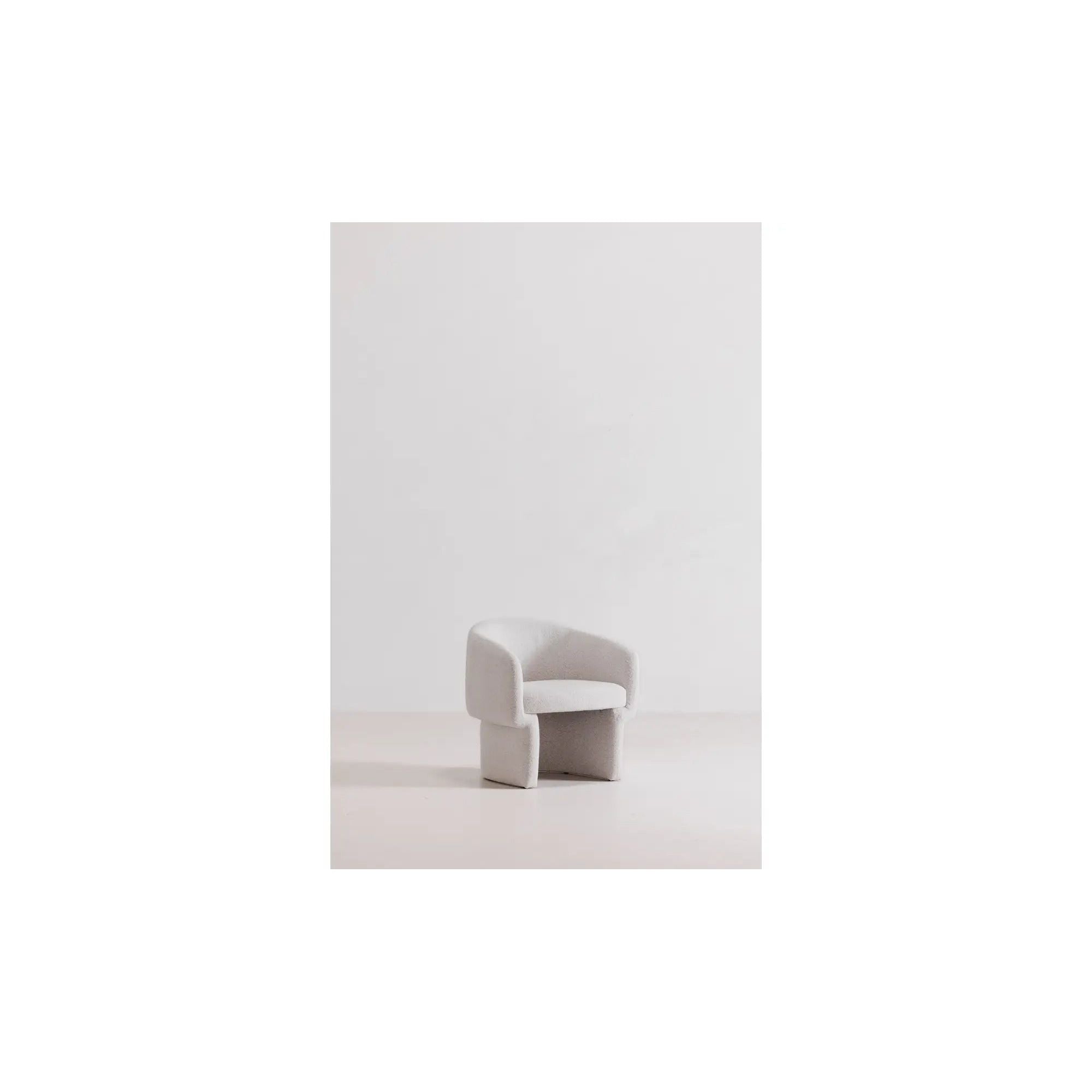 Moe's Home Collection Franco Oyster Chair - Image 3