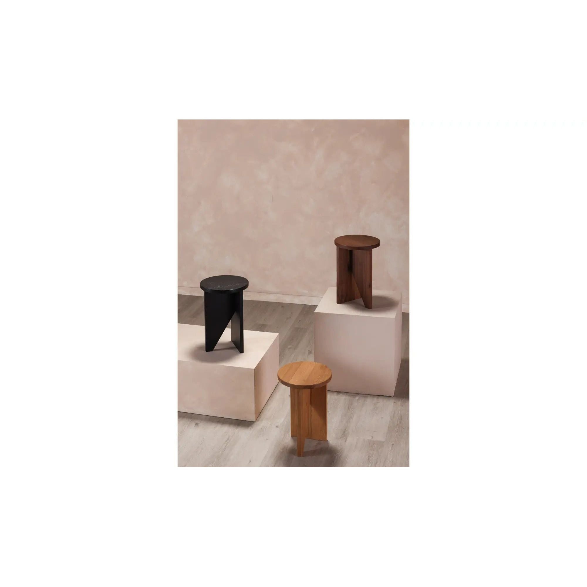 Moe's Home Collection Grace Black Gloss Accent Table - Image 2