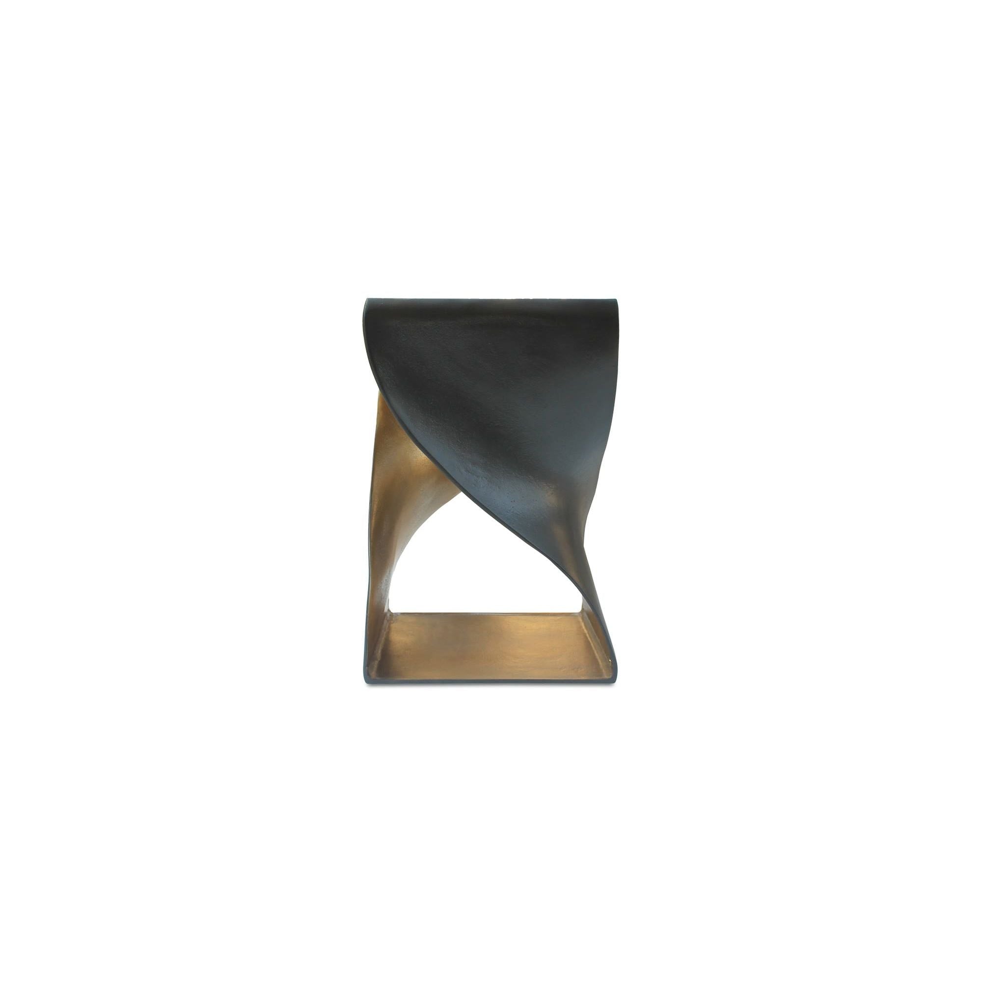 Moe's Home Collection Twist Black Accent Table - Image 1