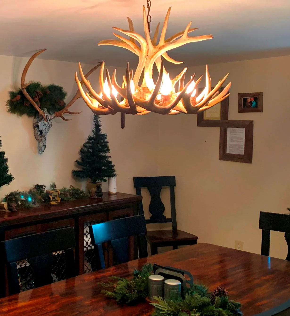 24" Wide Natural Brown 6-Light Chandelier - Image 3