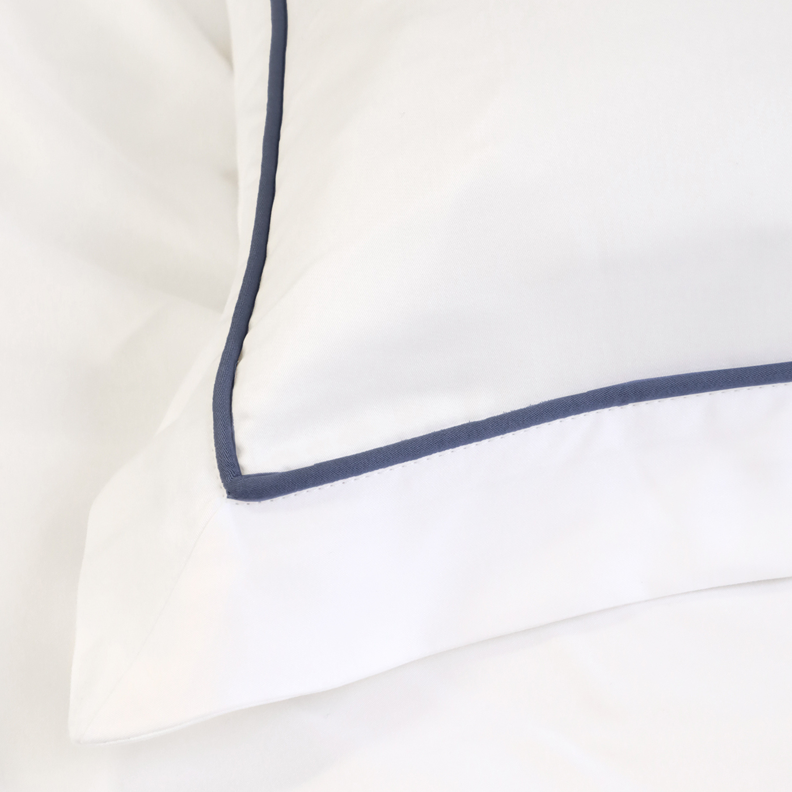 Pom Pom at Home Sheena Bamboo Sateen Duvet Cover Set - Navy Piping ~ Available in Twin, Queen and King Sizes - Image 2