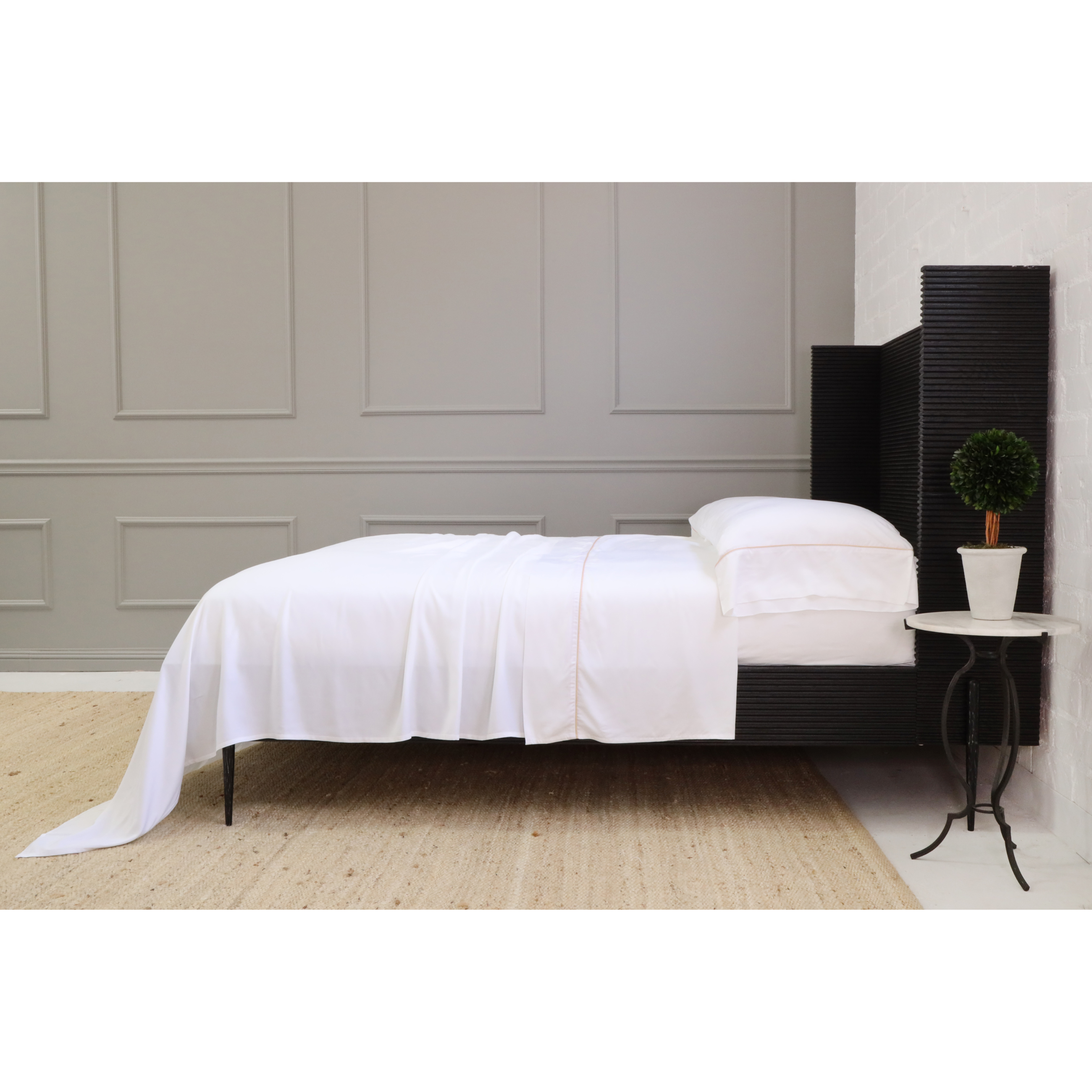 Pom Pom at Home Sheena Bamboo Sateen Sheet Set with Pink Piping Detail - Image 3